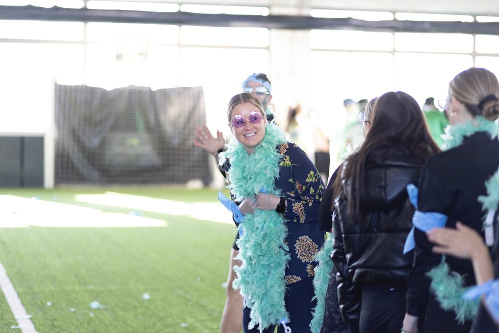 Foam green neck boa