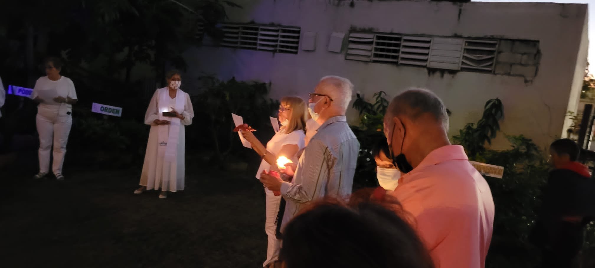 Unitybayamon-ceremoniailuminacion22-06.jpg