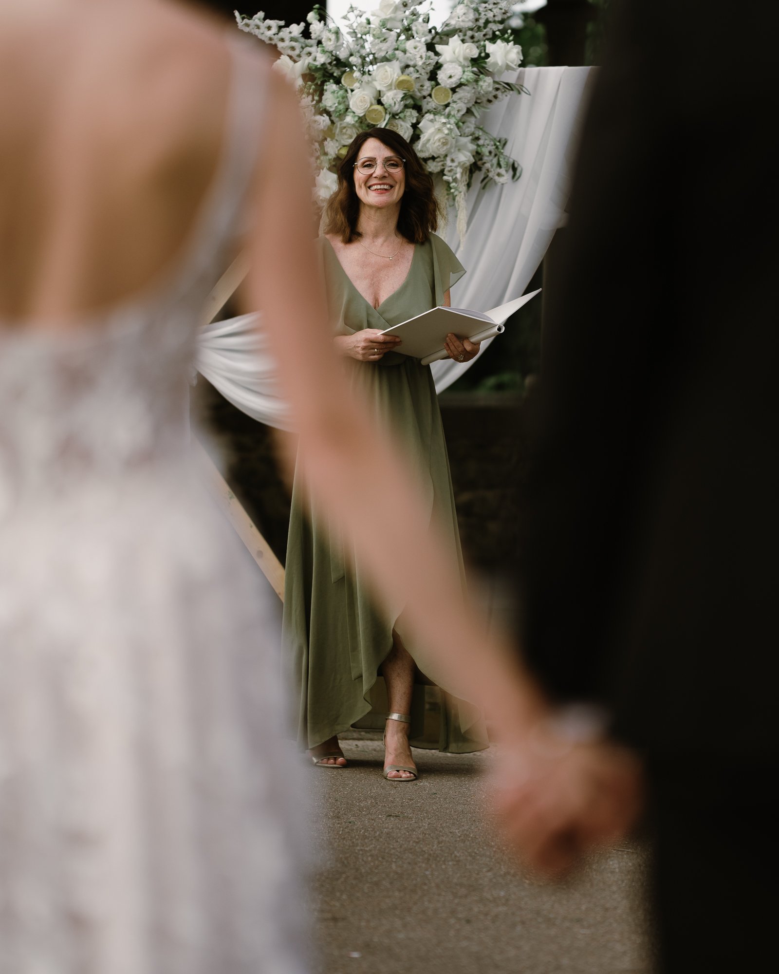 Hochzeit Traurednerin Brautpaar Bräutigam Braut