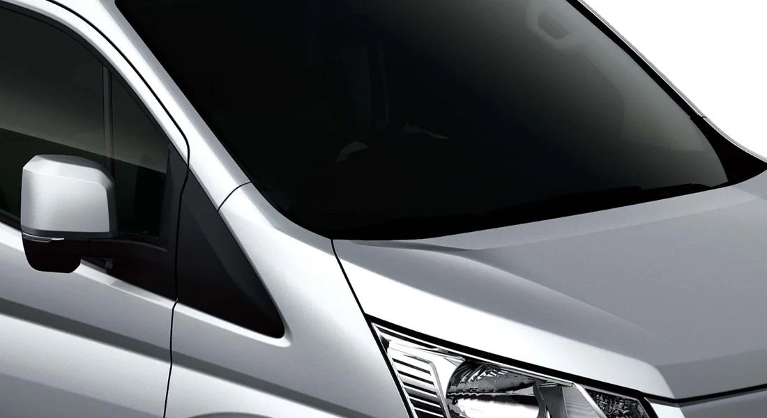 Toyota Hiace Bus11.jpeg