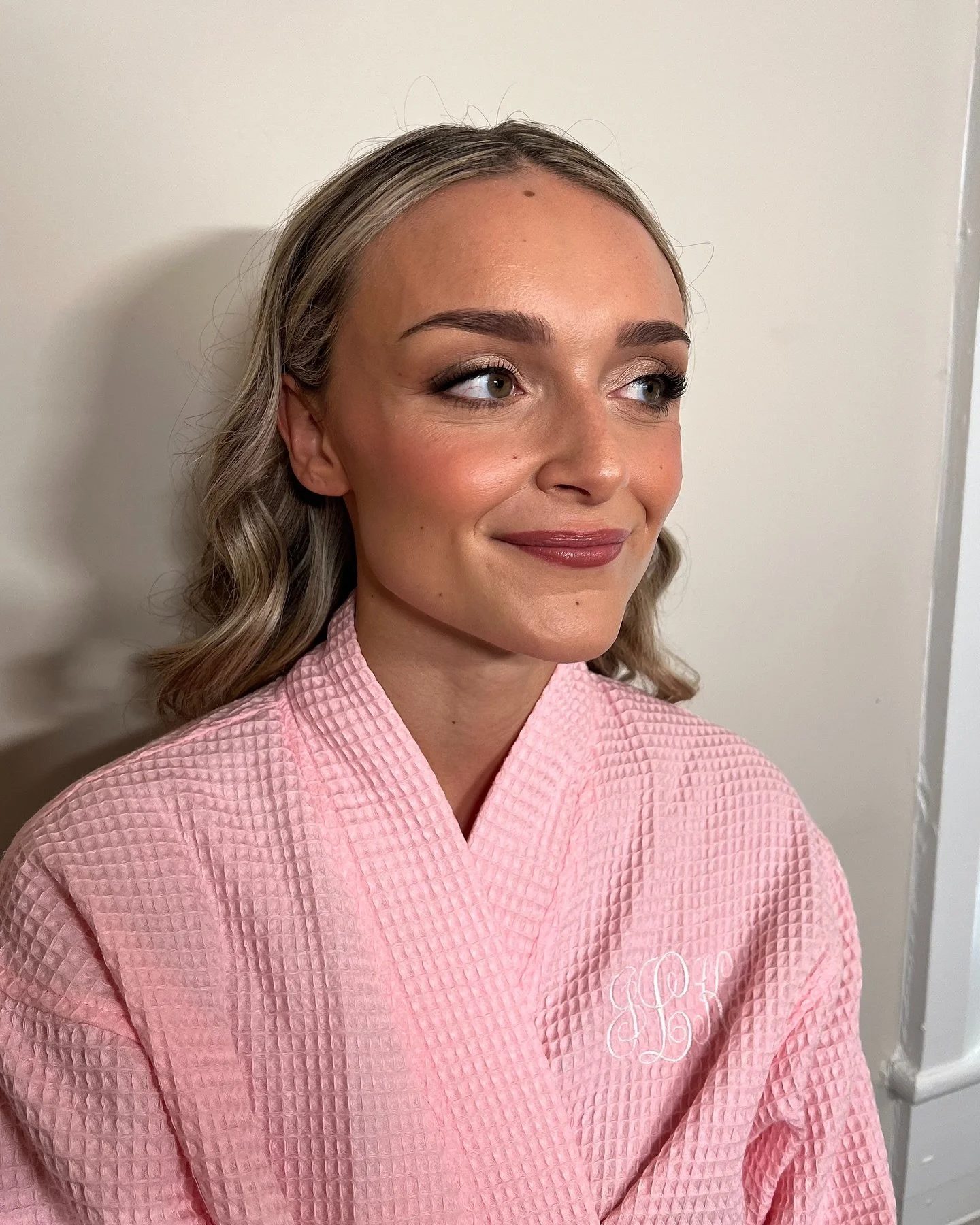 @jennaandco_ done up to say &ldquo;I do&rdquo; and dance away that 21st night of September...

💃🏼🤍🕺🏼