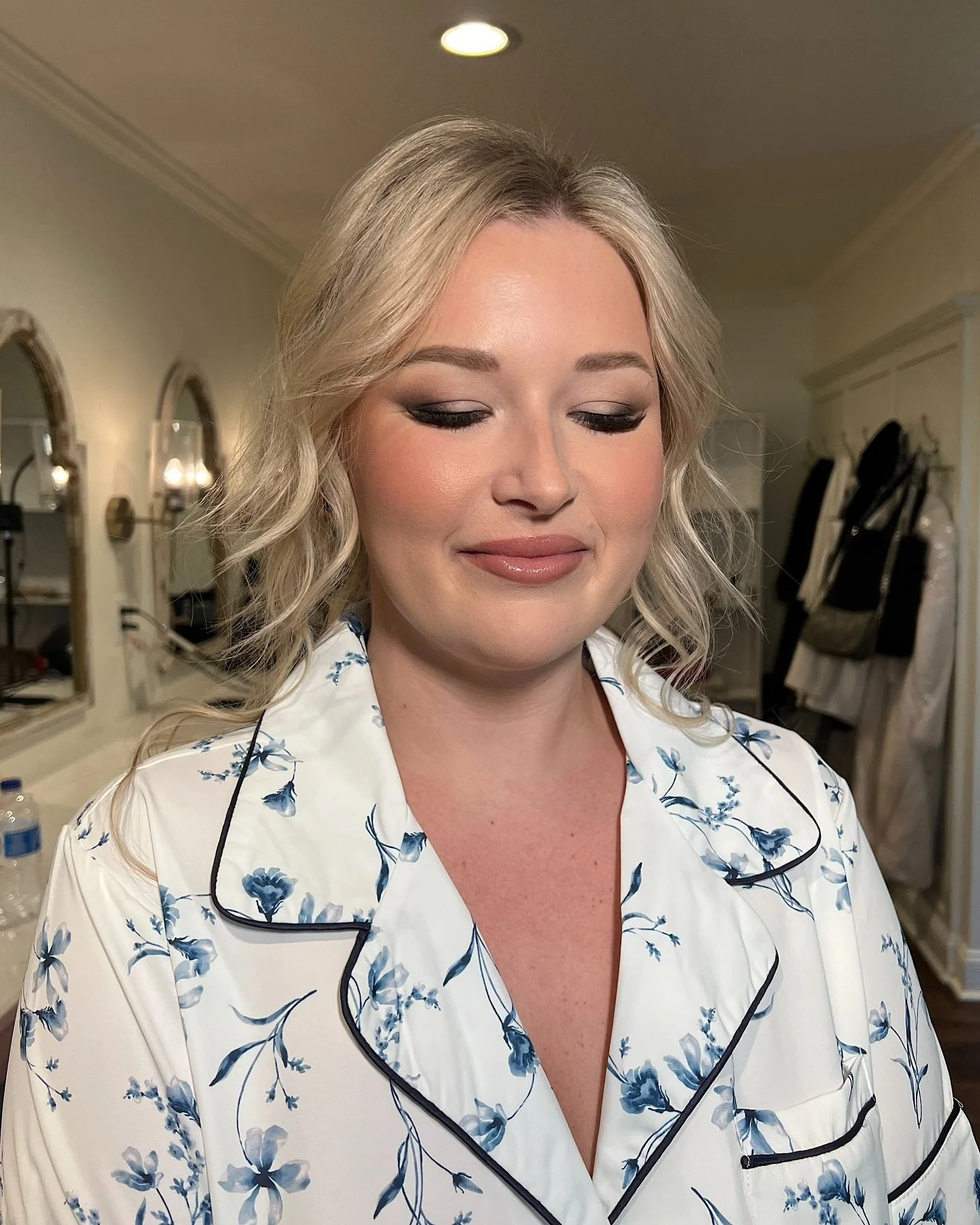Biggest congrats, @ambtielk. 🏵️🎊
Hair by @huntsvilleblonding.babe