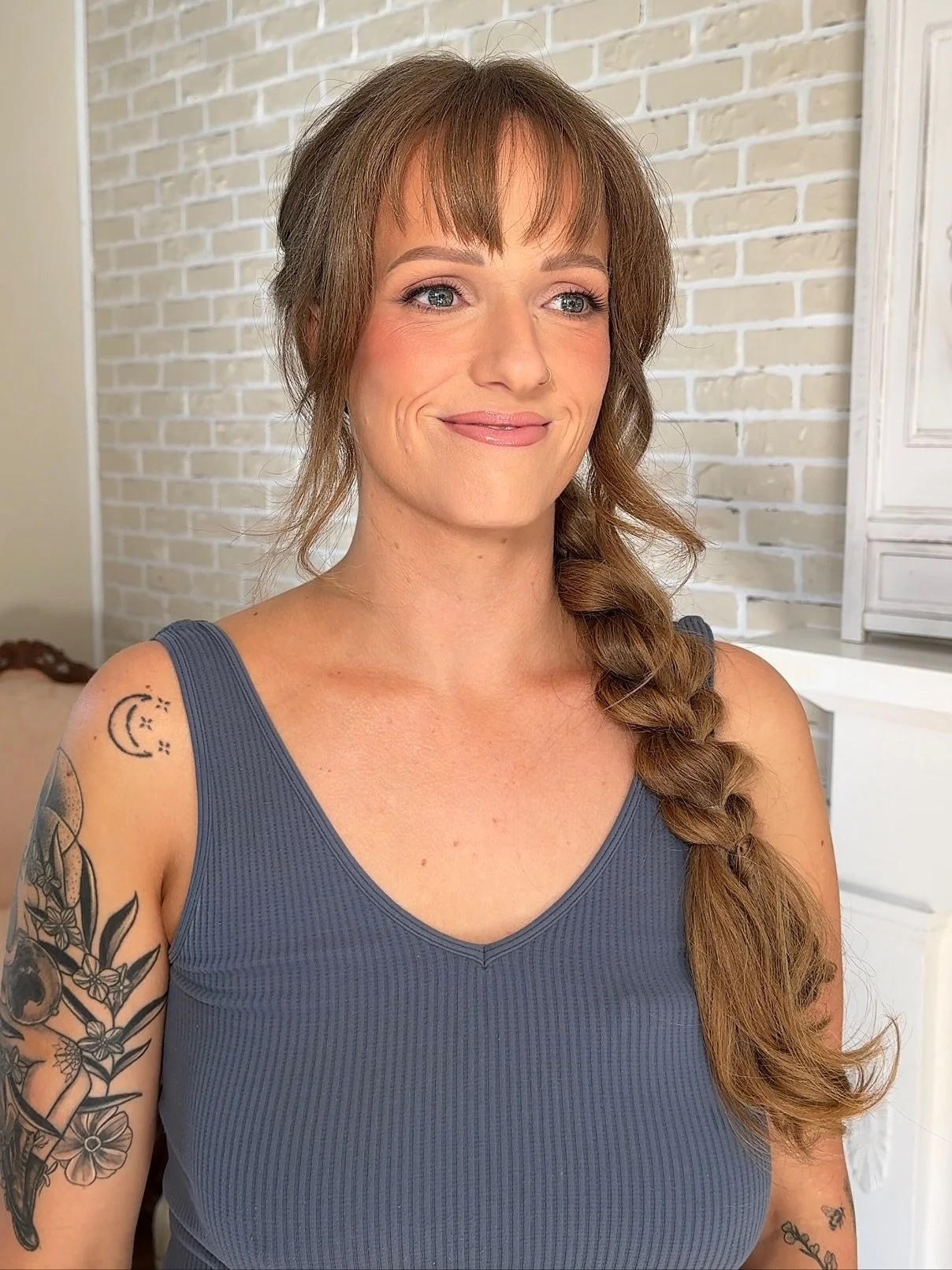 It&rsquo;s @emmyhenz, enchanting your screen with her wedding day look. 🌙✨

@hairalchemybyamber