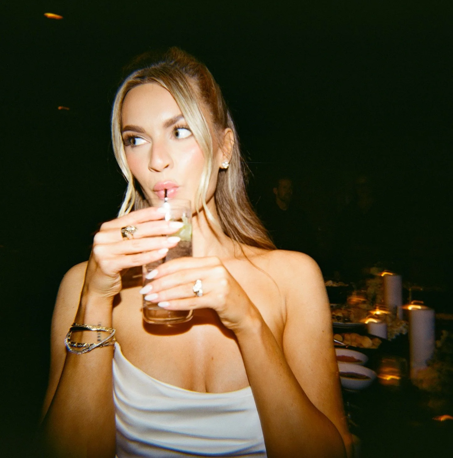 Makeup for @clarehob_&rsquo;s night two. 👫🏼🥂

Hair: @prettybyparson 

Photos by @jacksonandnina