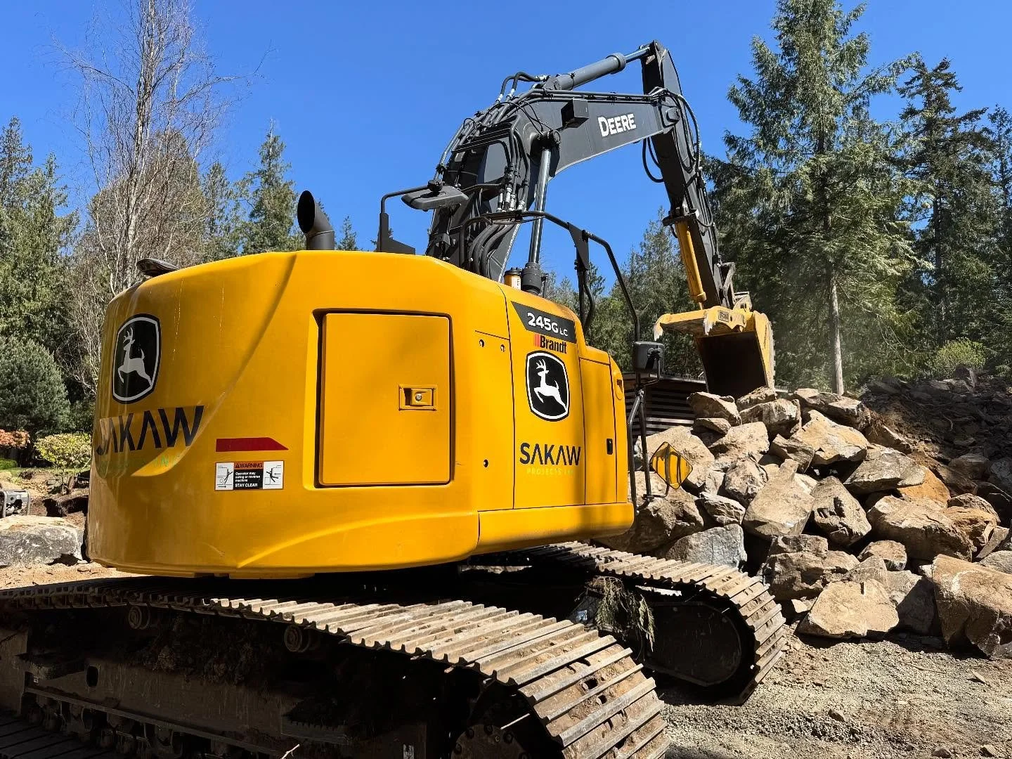 One of our machines moving rock for a site prep
.
.
.
#rockexcavation #civilcontractors #excavation