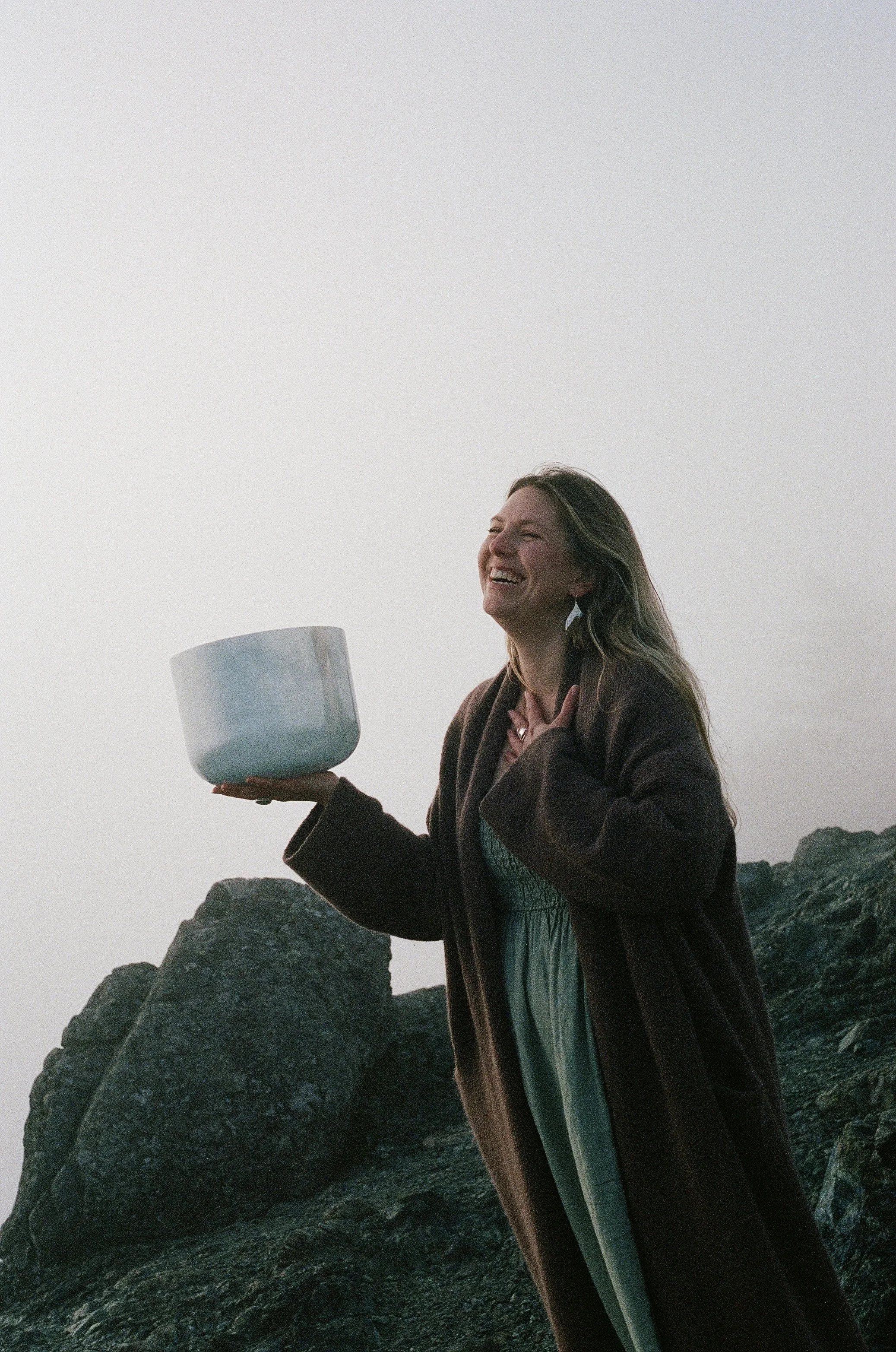 sound bath sound healing practitioner in San Francisco Emma Peck