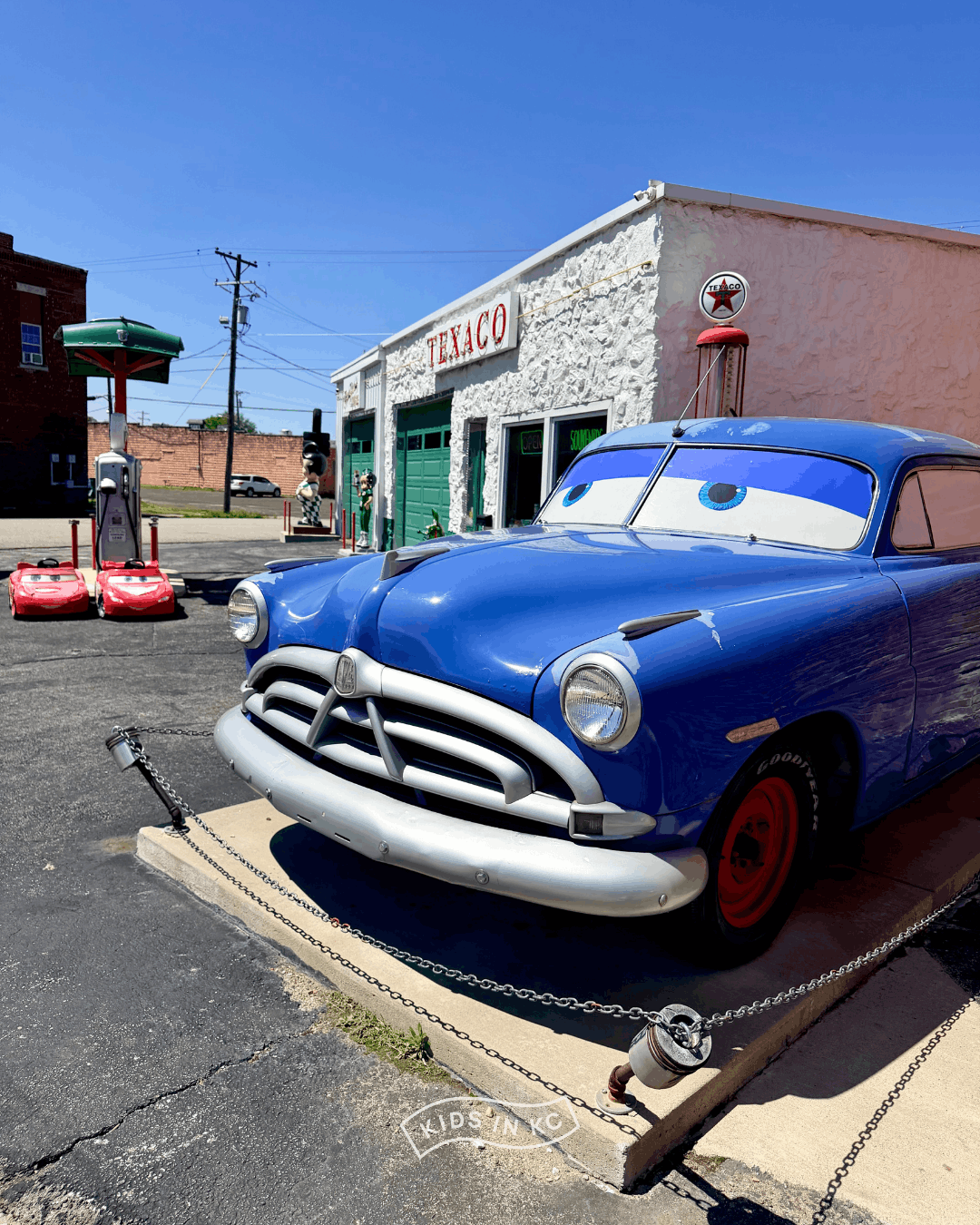 gearhead curios_galena kansas_route 66_kidsinkc (1).png