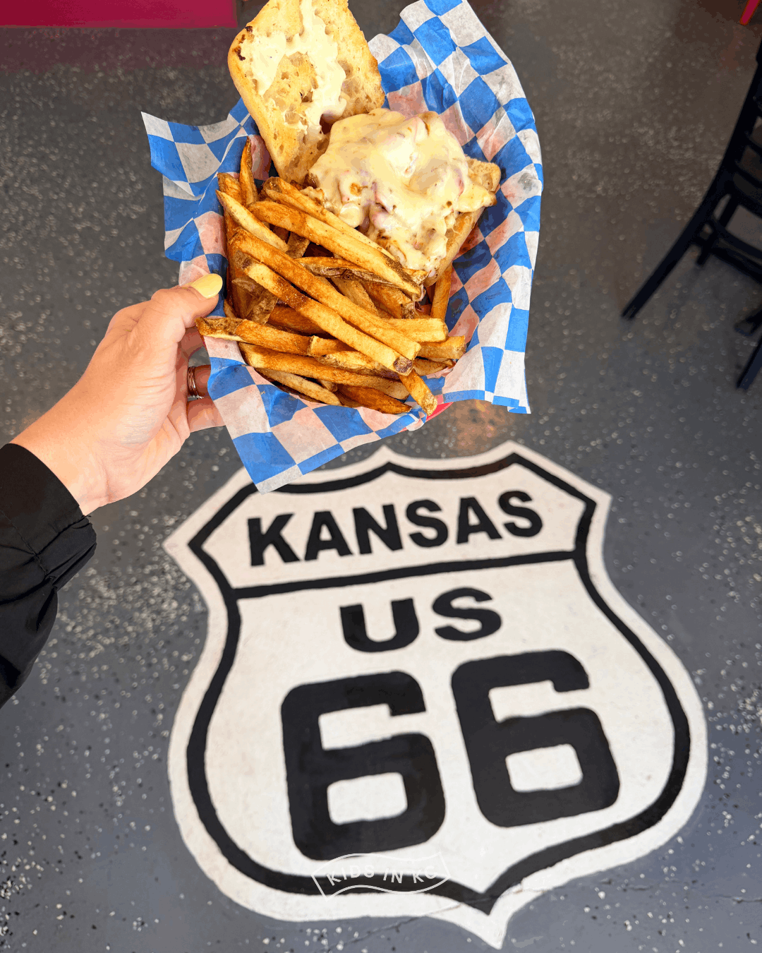 route 66_cars on the route_galena kansas_kidsinkc.png