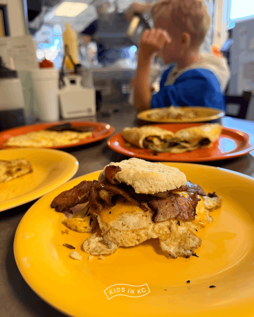 bob's grill_pittsburg kansas_kidsinkc (1).png