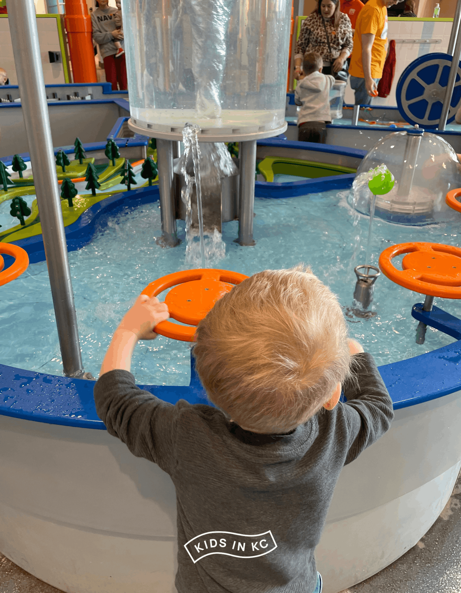 afforable kansas city activity_kidsinkc_wonderscope.png