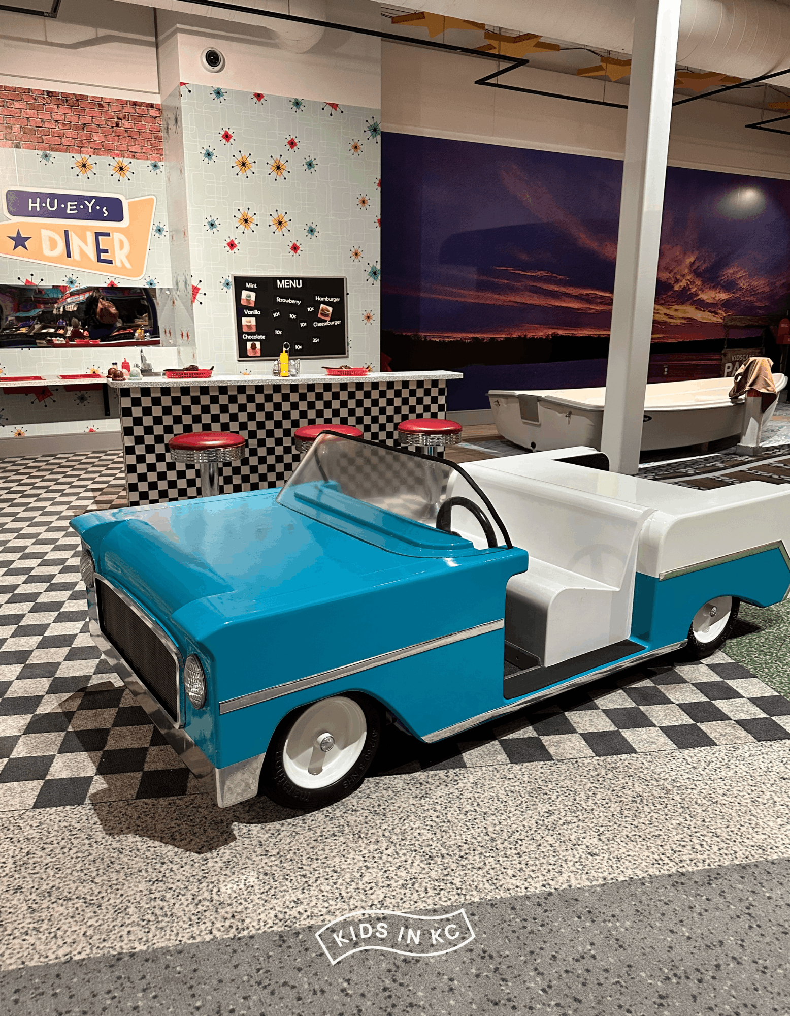 affordable things to do in kansas city with kids_kidscape (3).png