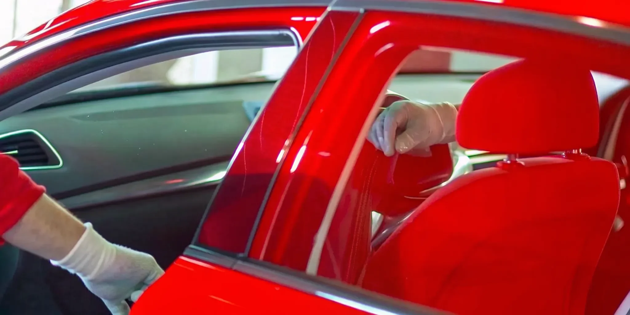 What to Do When Your Car Window Is Smashed: A Guide