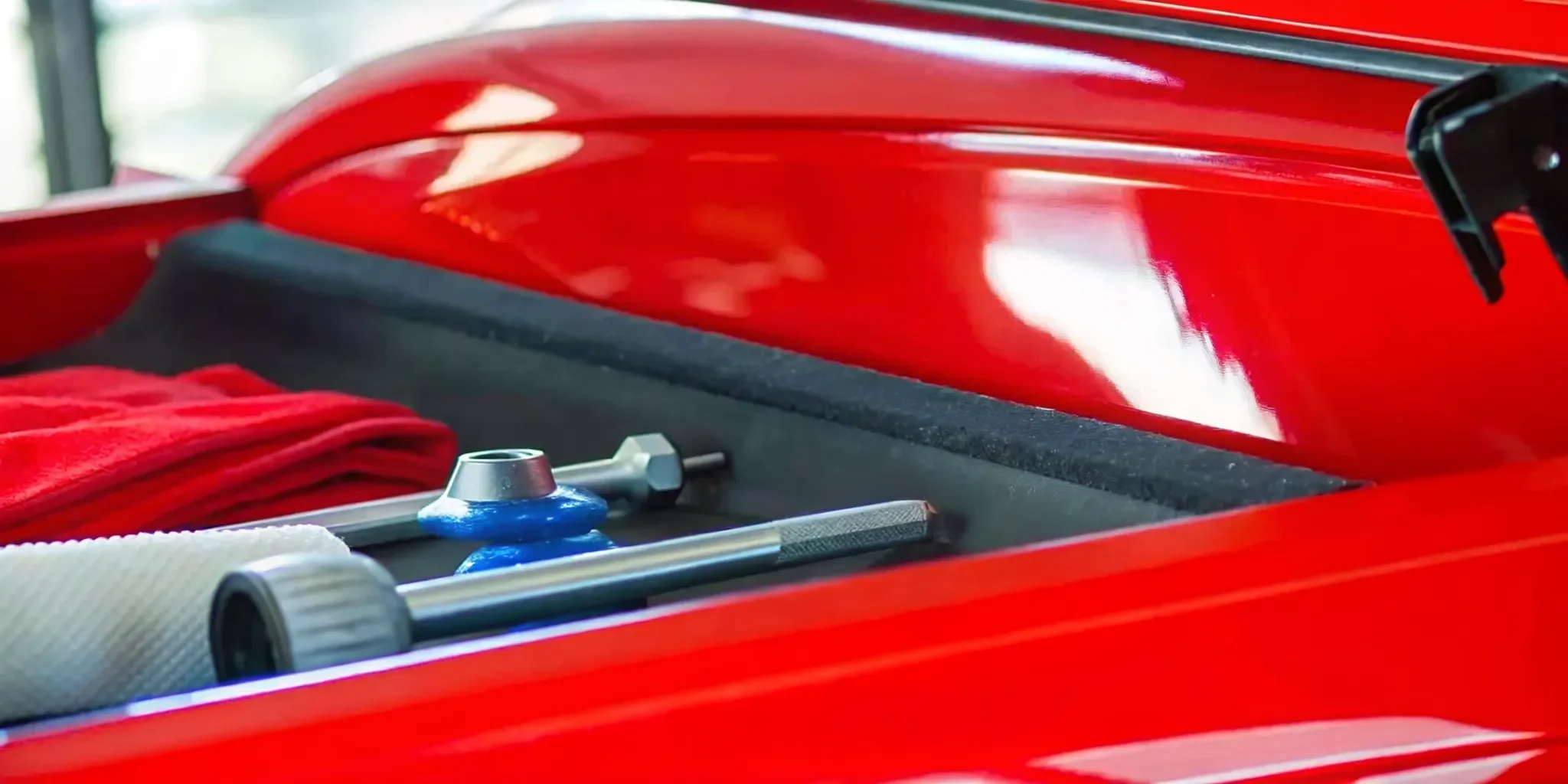 How to Choose a Professional Windshield Chip Repair Kit