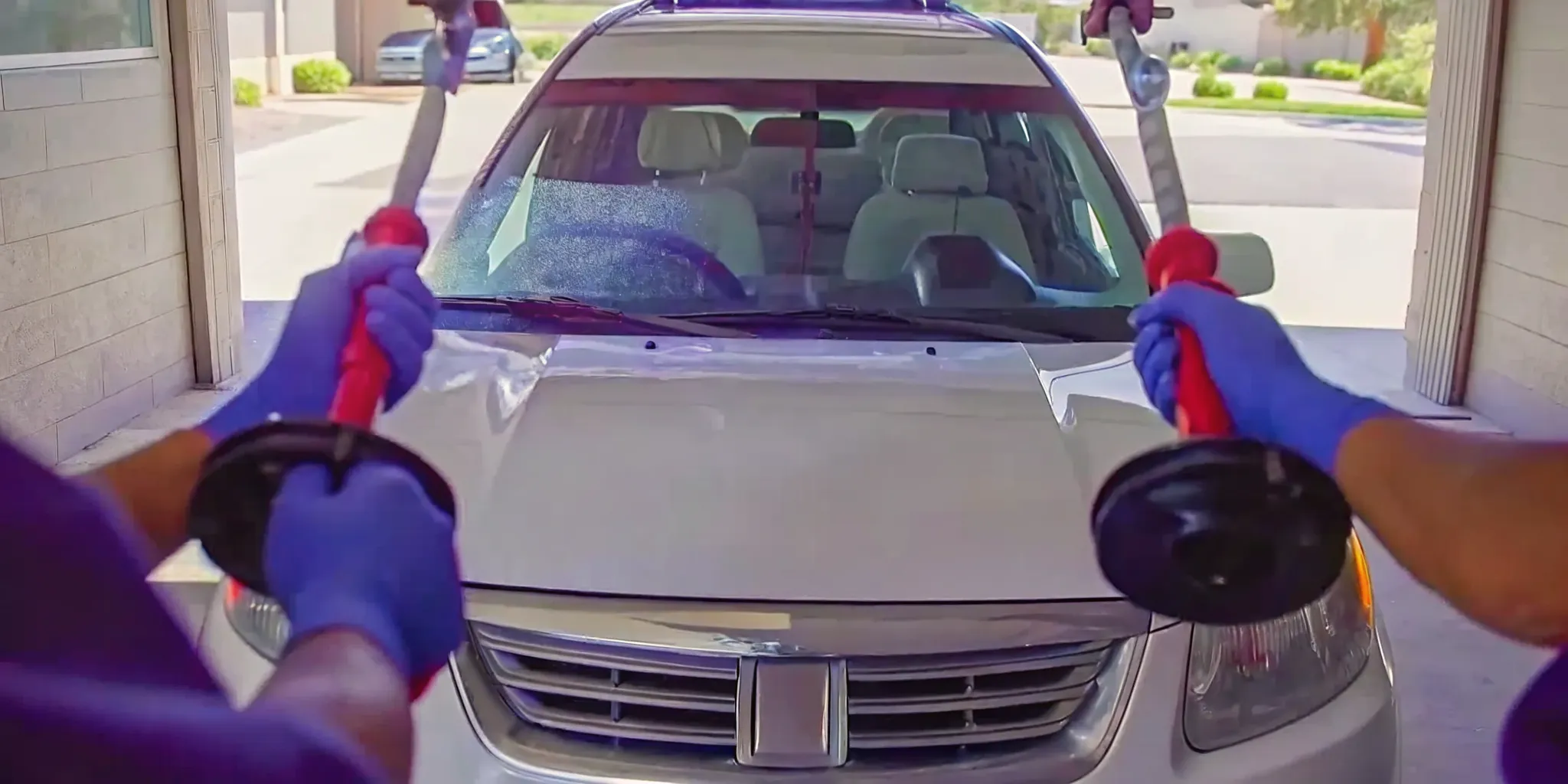 Windshield Replacement at Your Home: What to Expect