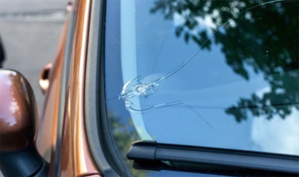 Different Types of Windshield Cracks — Avision Auto Glass