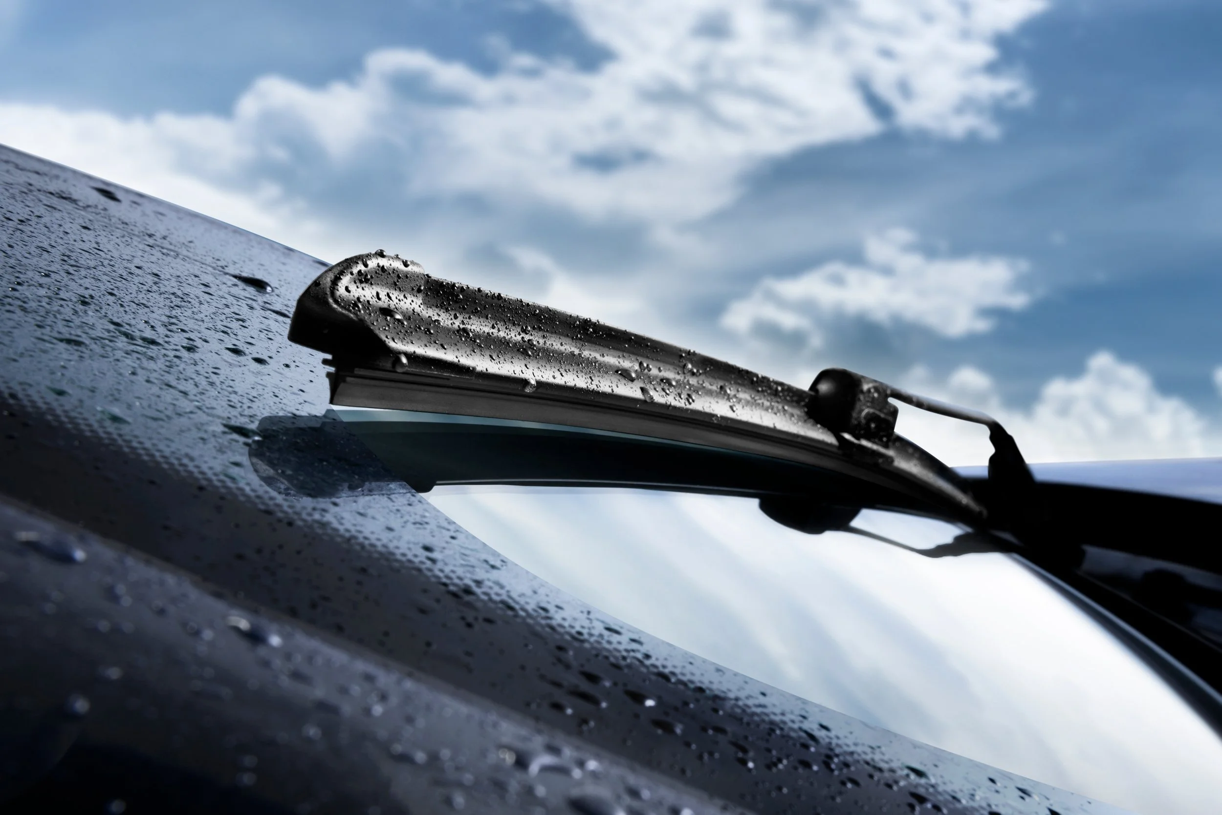 5 Signs That You Should Replace Your Windshield Wipers