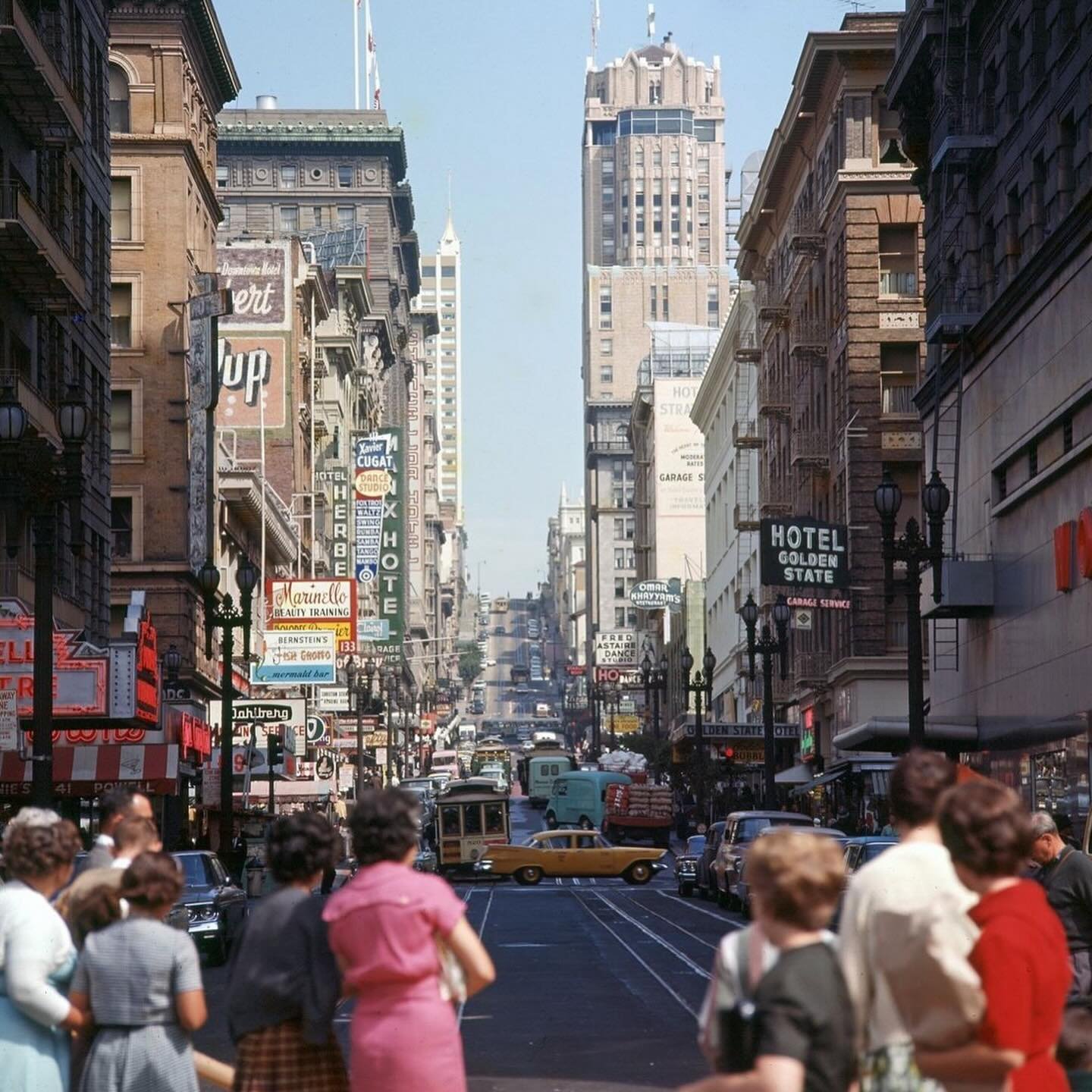 Then &amp; Now. A friend of mine sent me this image from Powell Street taken by Walter Lanarati in August 1963. I knew immediately I had taken that same shot - (swipe for mine) in January 2021 with very different results. She asked, &ldquo;Where are 