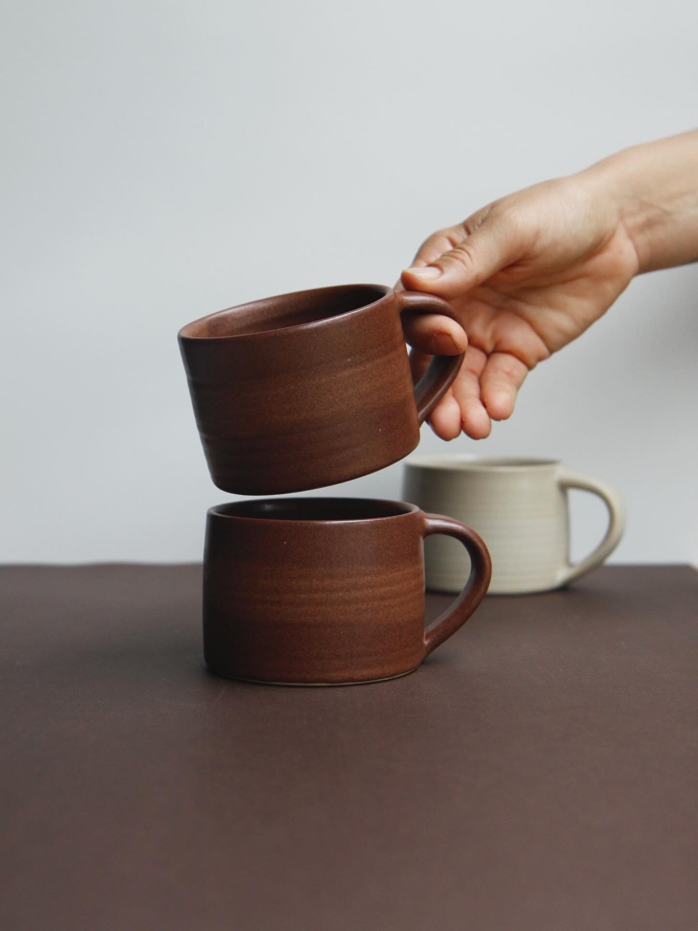 This year so far I have felt a little confused what to make, which direction to go in and how to bring more of myself to the pots. 

My friend @claudia_desalvo_makes mentioned in January she makes the things nobody has asked for, which I thought was 