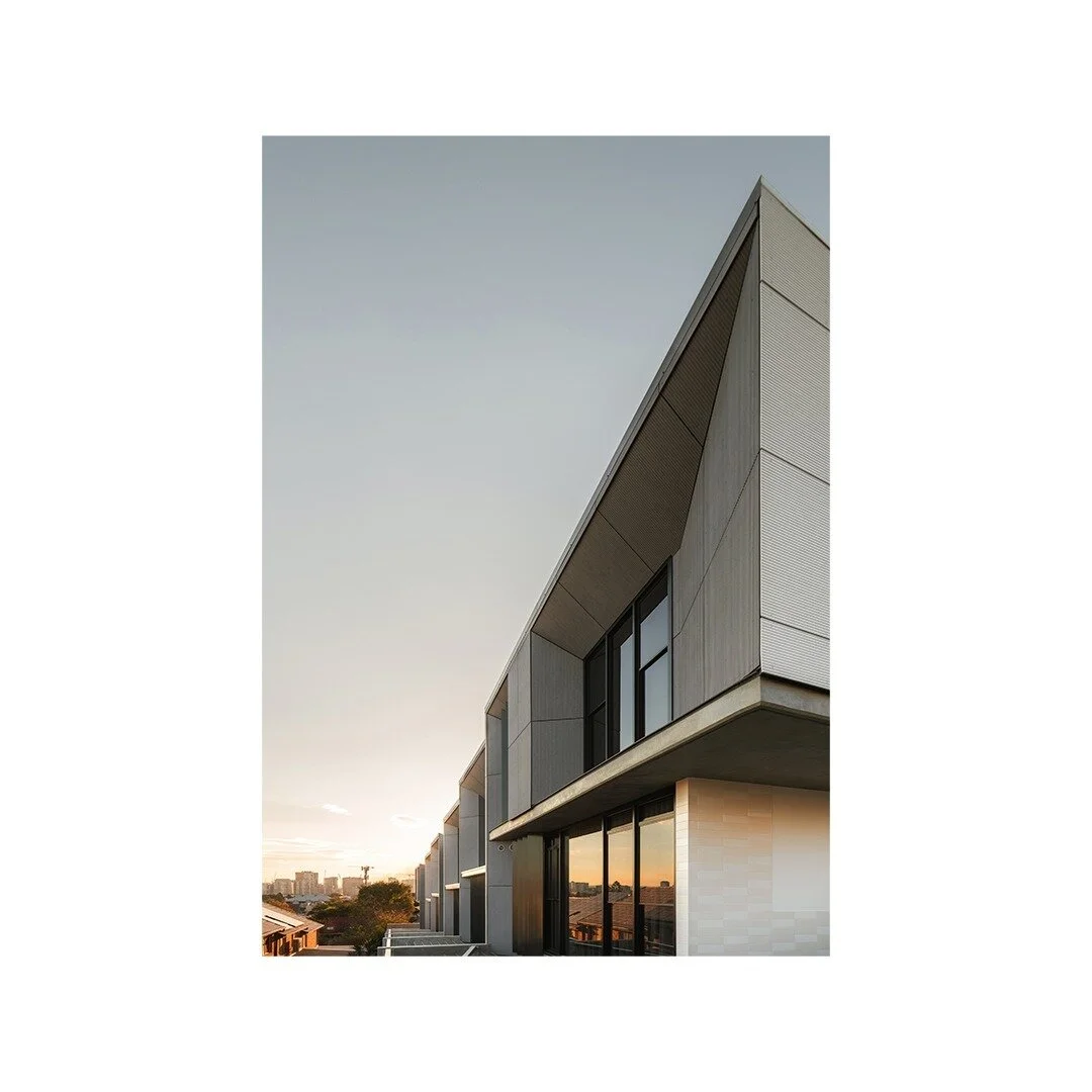 A sneaky little snap of our Hill Homes.
Perched upon a hill in Bulimba.

We look forward to sharing its story in the coming posts.

🏛️ @cielopropertygroup_ 
✏️@_zarchitect 
📷 @koskphotography 

// Built on: Turrbal and Yuggera (Jaggera) Country ⛰️
