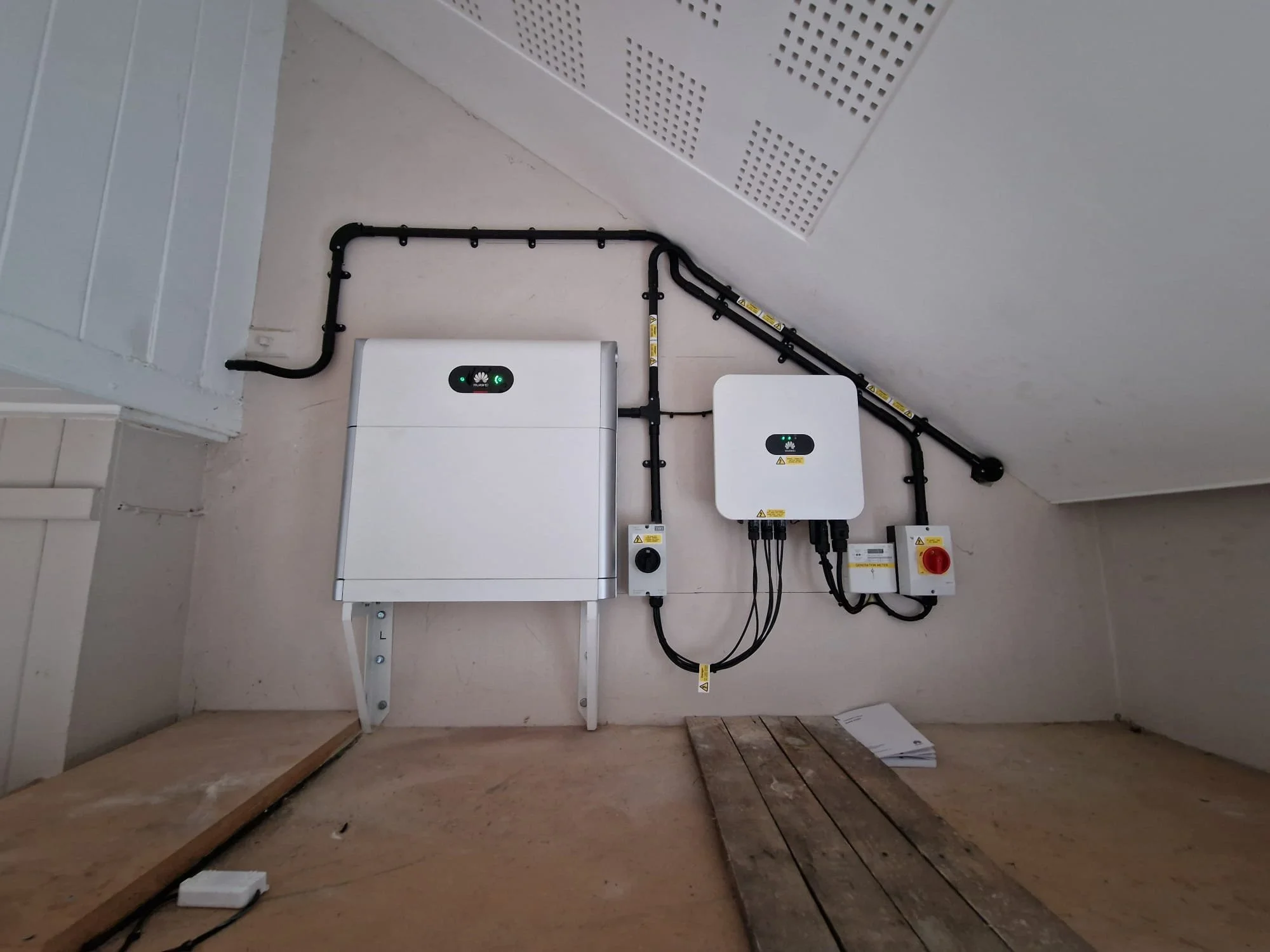Solar PV & Battery
