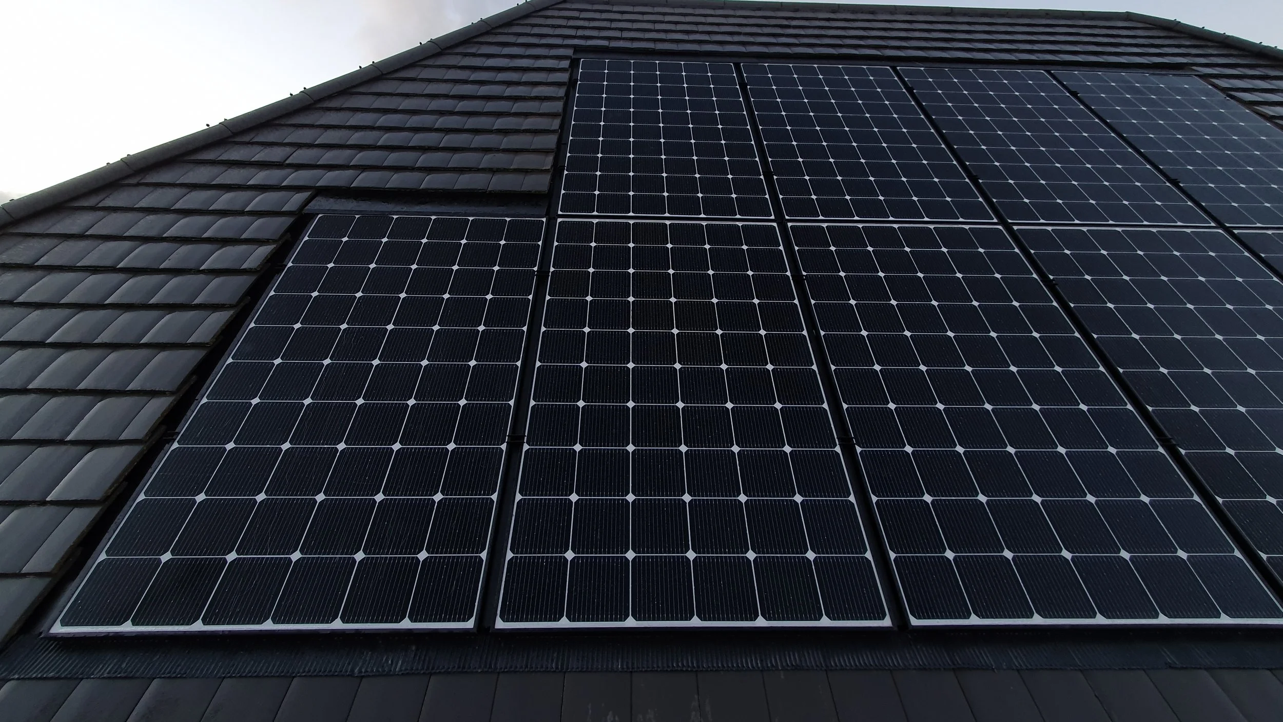 Roof integrated Solar PV 