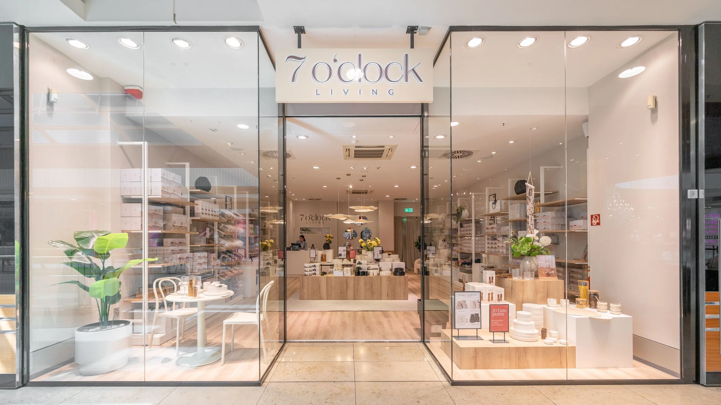 7O'Clock_Shop_EAG.jpg