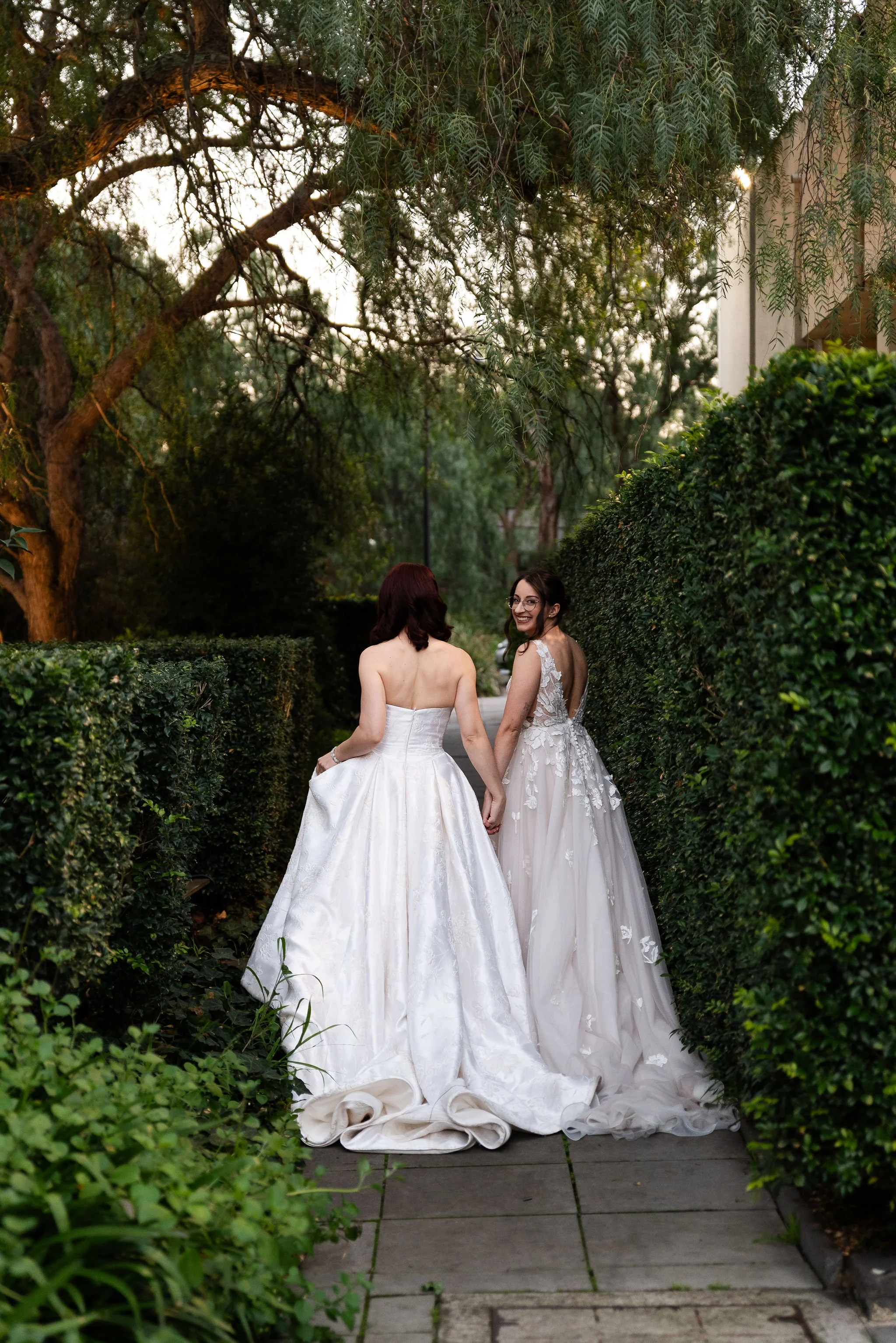 CarlaJessWedding_27June2026_Montsalvat-LeondaByTheYarra_NikkiRussianPhotography_SneakPeeks-93.jpg