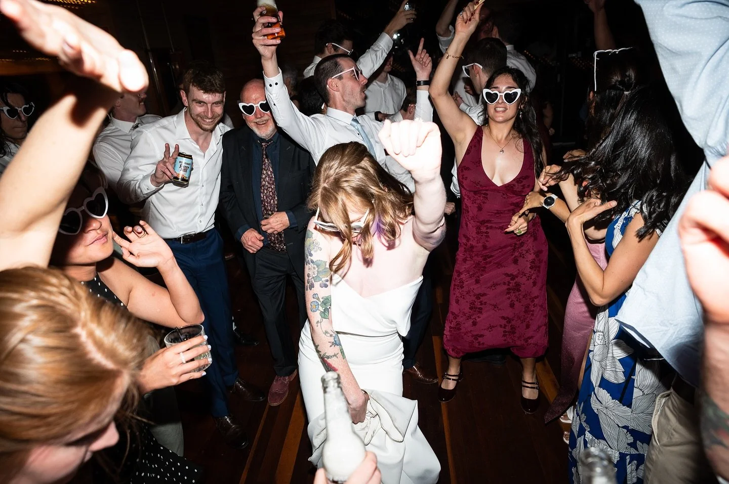 😍🍸🕺🏻Heart eyes all around, espresso martini&rsquo;s, and yes that is a cue stick being used to play limbo 🍾