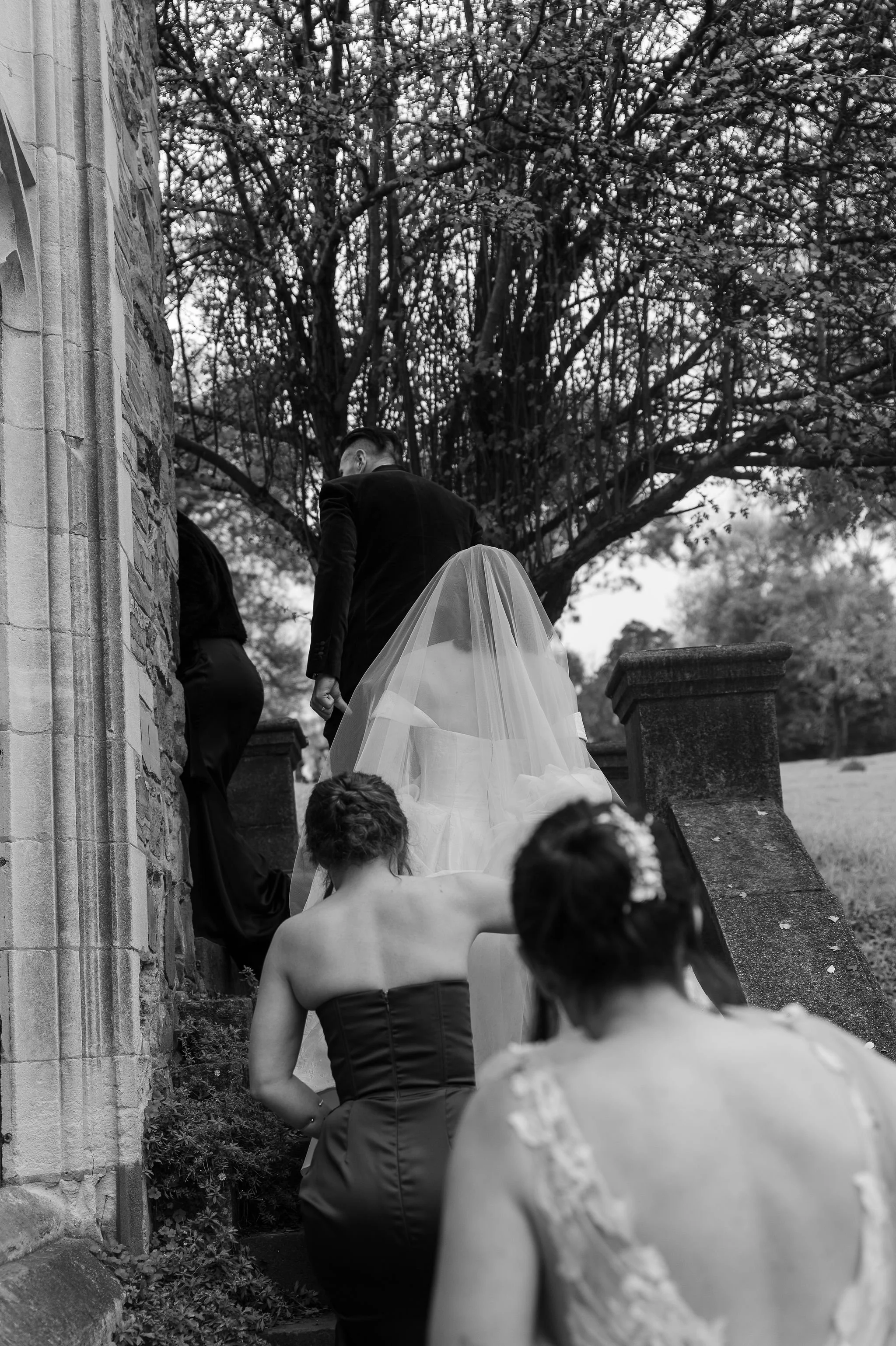 CarlaJessWedding_27June2026_Montsalvat-LeondaByTheYarra_NikkiRussianPhotography_SneakPeeks-66.jpg