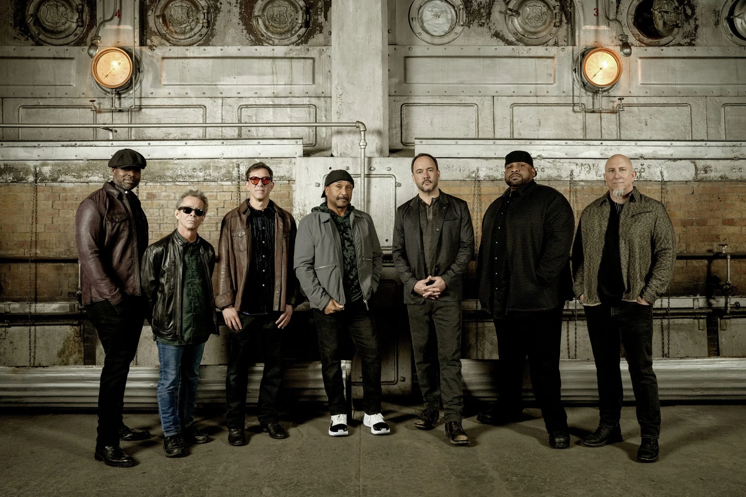 DMB_TOUR_2023_press_shot1-scaled.jpg