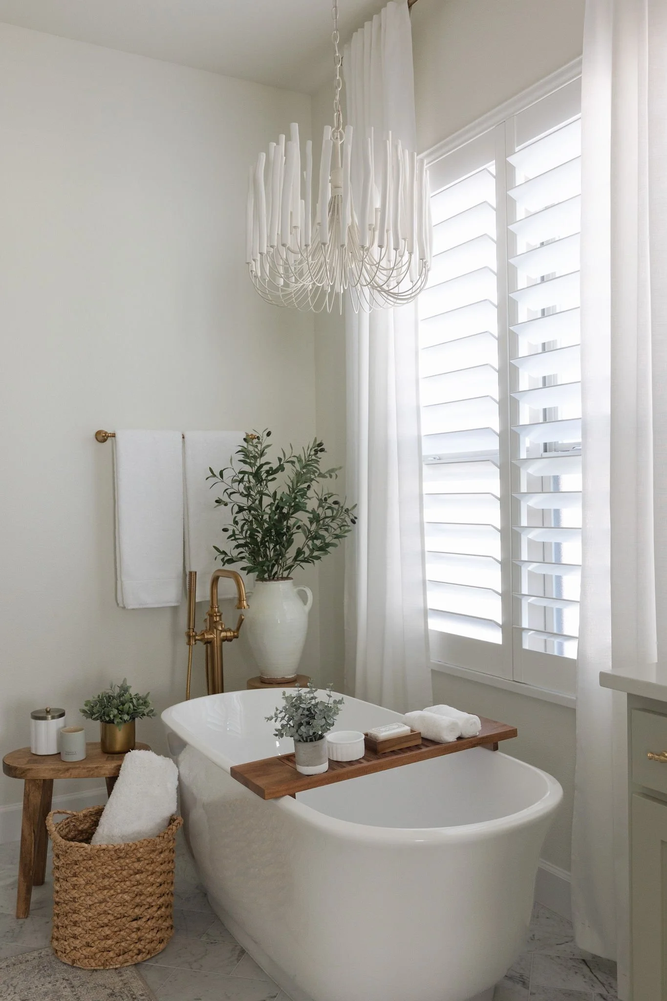 Janetbathroom-2.jpg