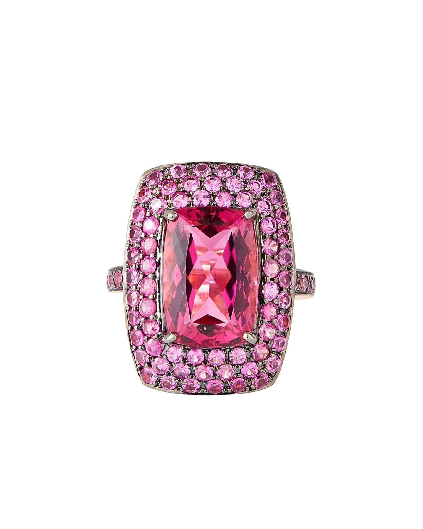 My favourite colour, Rubelite pink 
🌺
#rubelite #ring #gold #luxury #pinksapphire