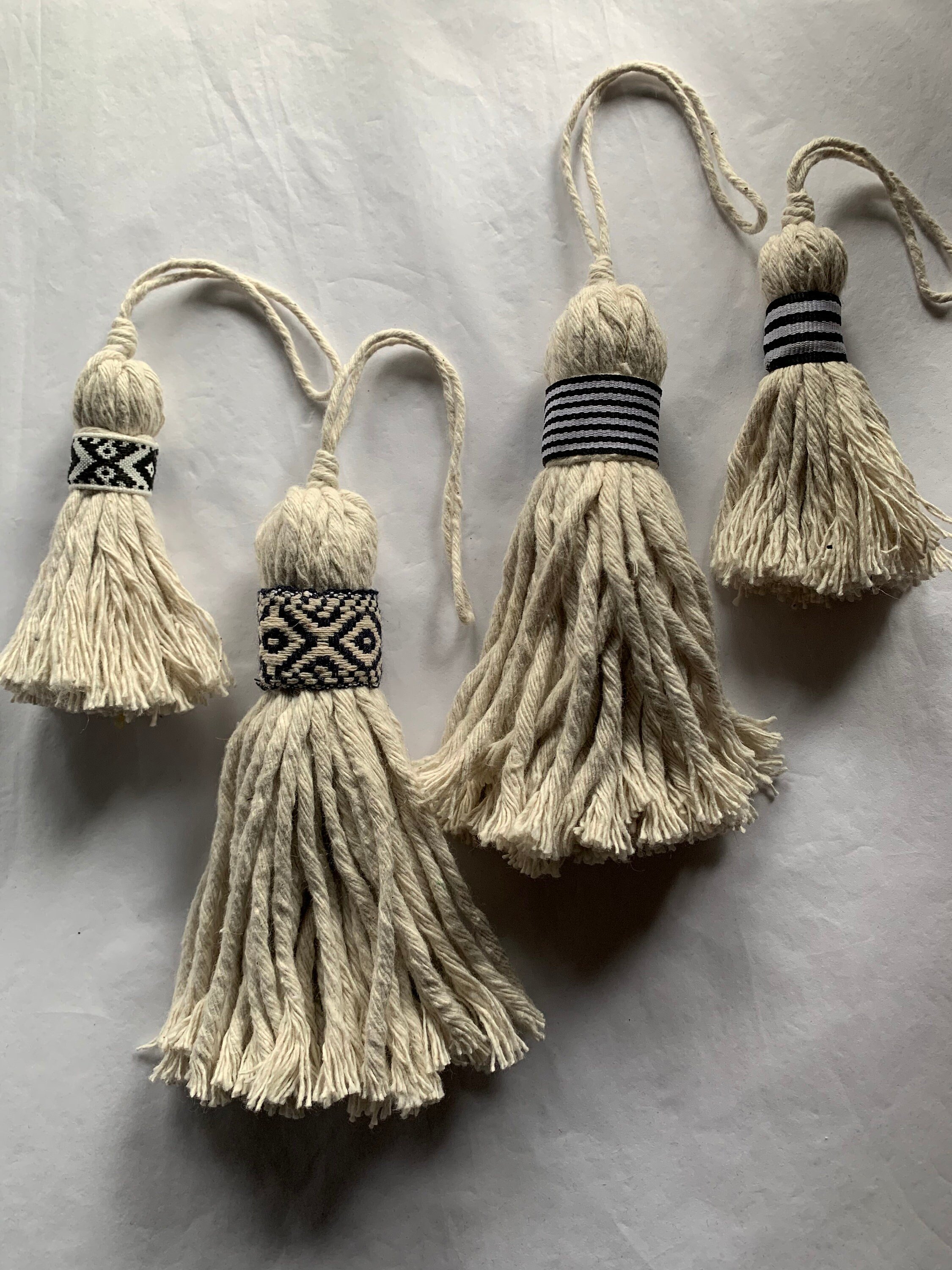 https://i.etsystatic.com/15751424/r/il/7fba91/3024034197/il_fullxfull.3024034197_qbbi.jpg