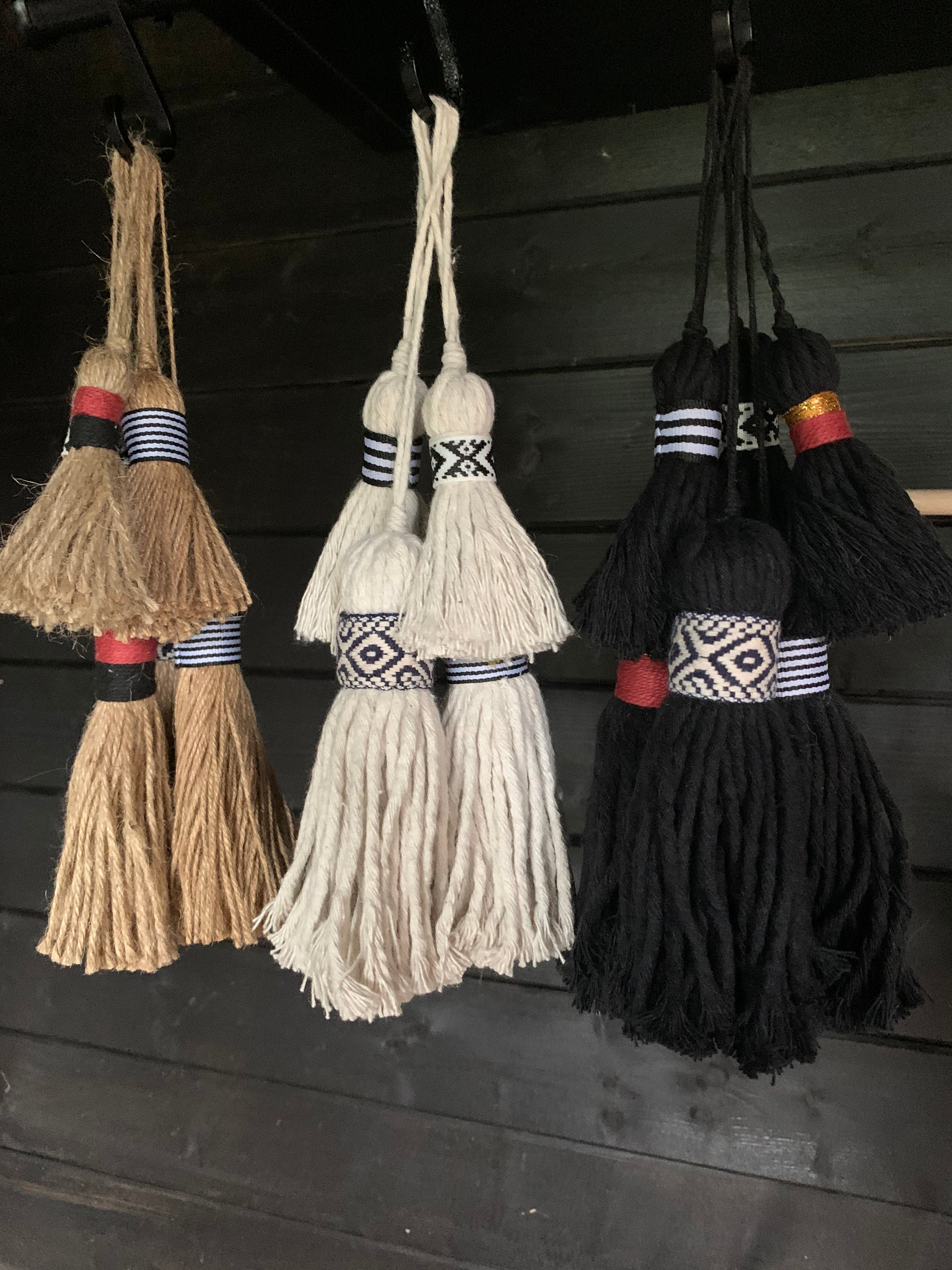 https://i.etsystatic.com/15751424/r/il/457d84/2976417098/il_fullxfull.2976417098_hjqv.jpg