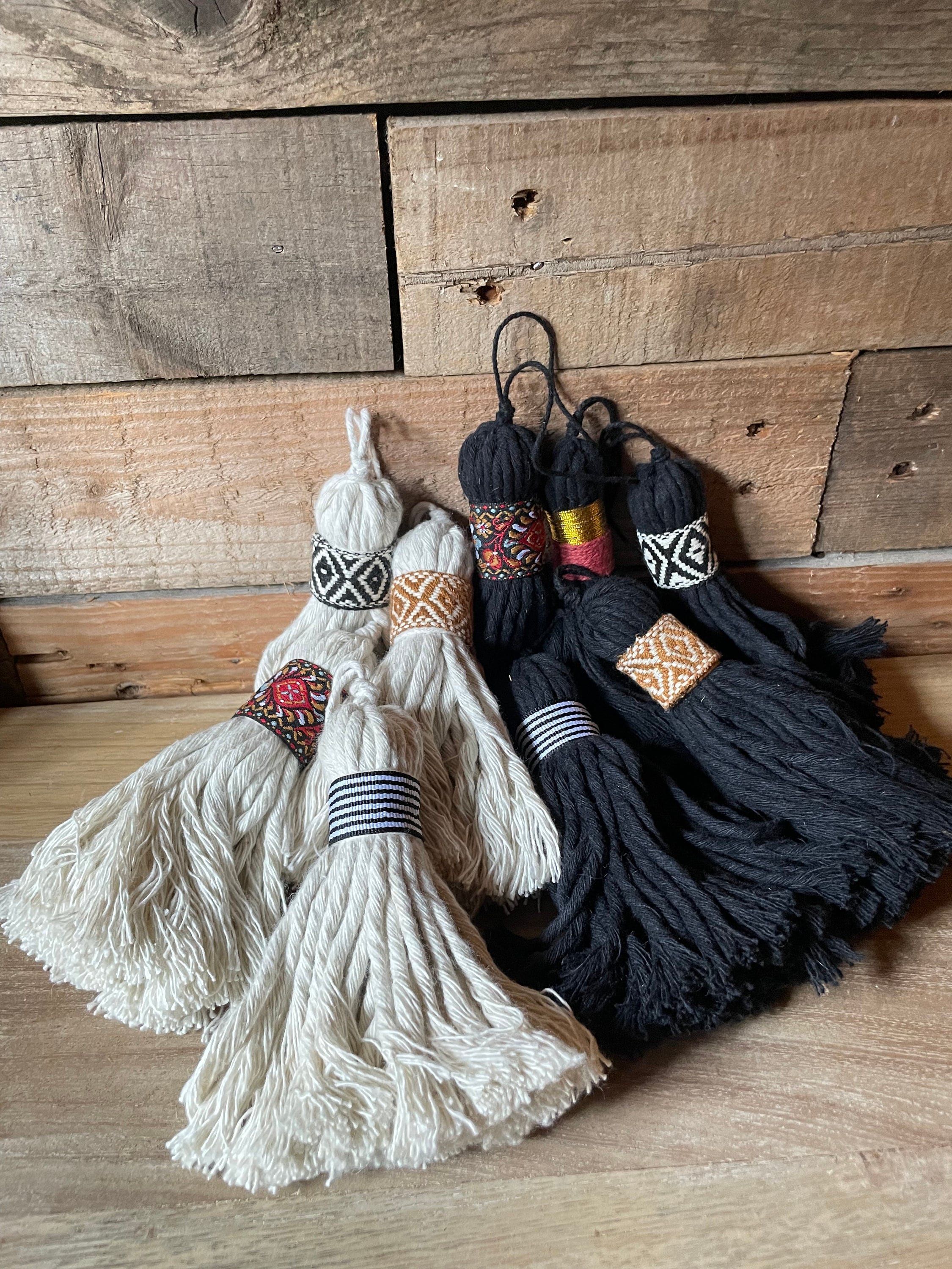 https://i.etsystatic.com/15751424/r/il/47eb94/3834409820/il_fullxfull.3834409820_m7ew.jpg