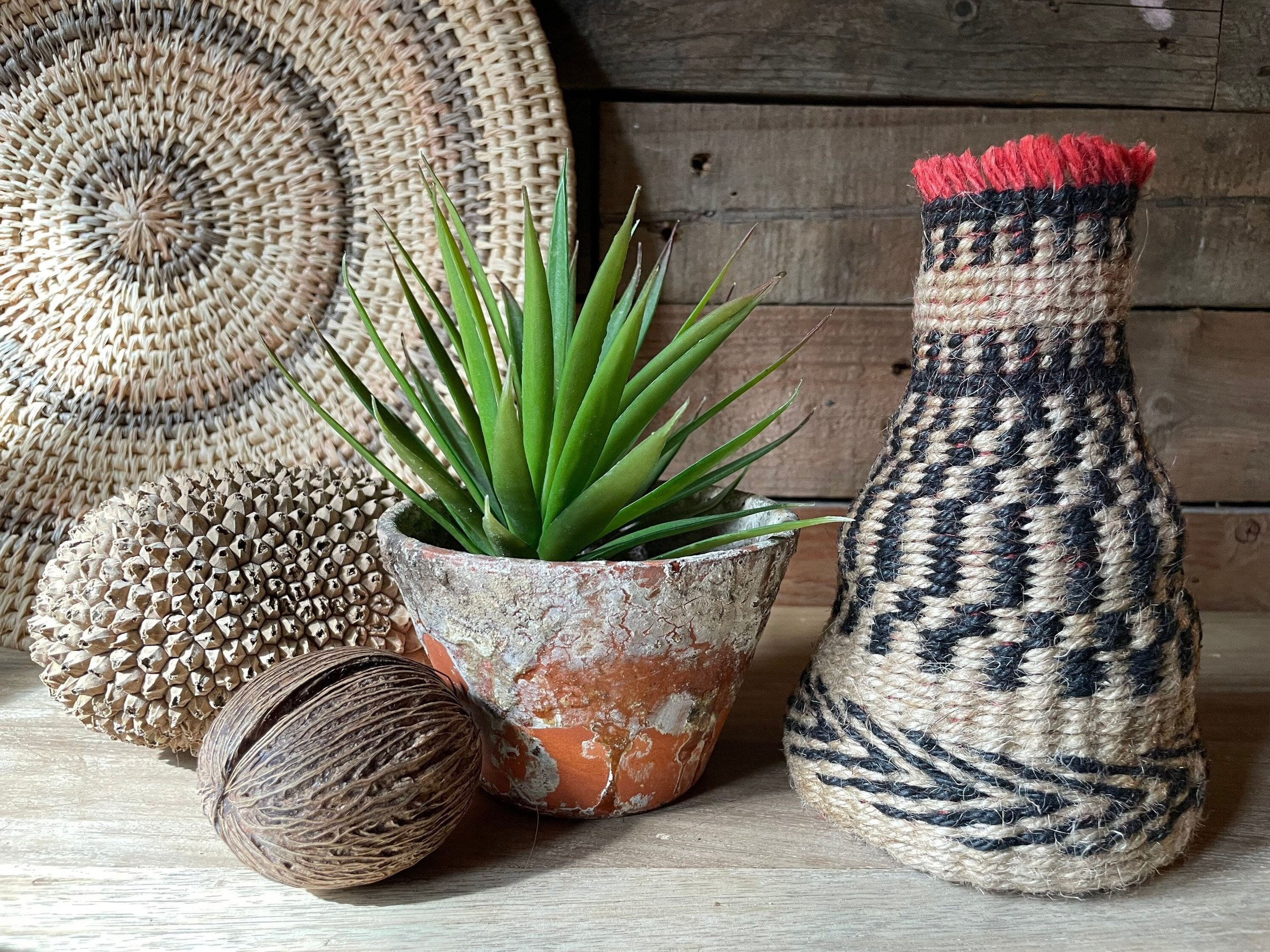 https://i.etsystatic.com/15751424/r/il/d0446d/4792822907/il_fullxfull.4792822907_dalt.jpg