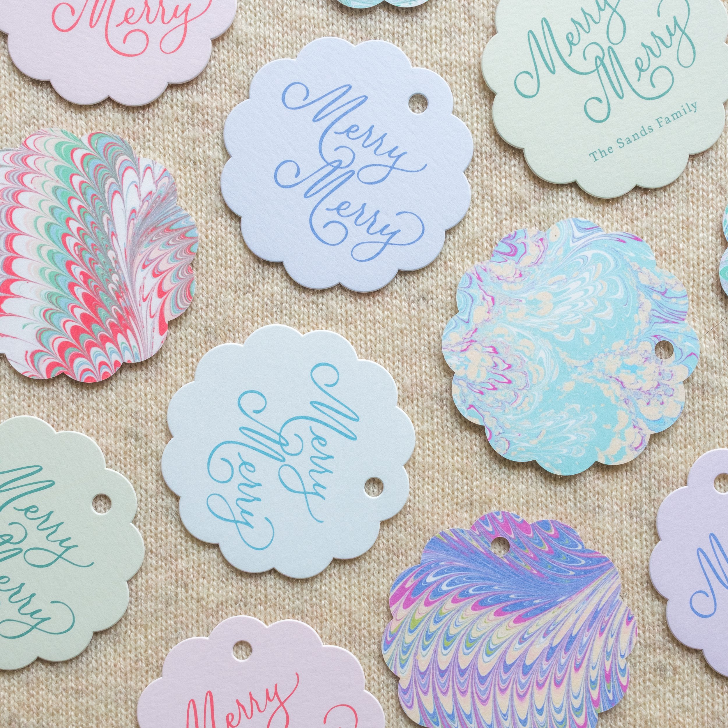 2026 | Christmas Marble Scallop Gift Tags