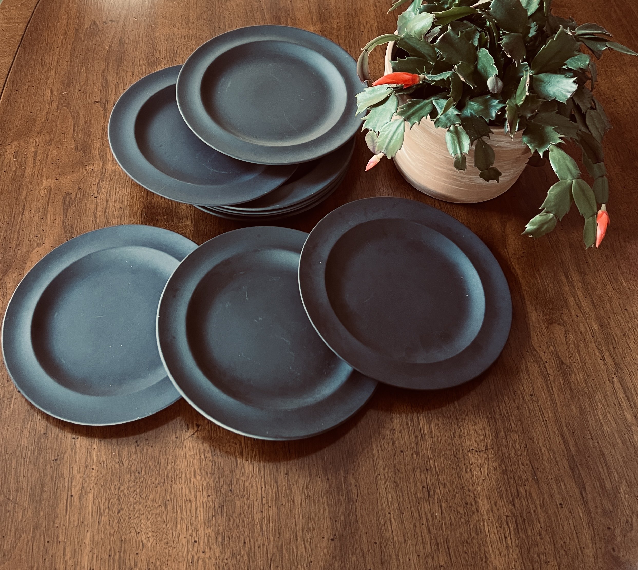 Set of 8 Basalt Wedgwood Salad Plates, Mid 20th Century by Wedgwood