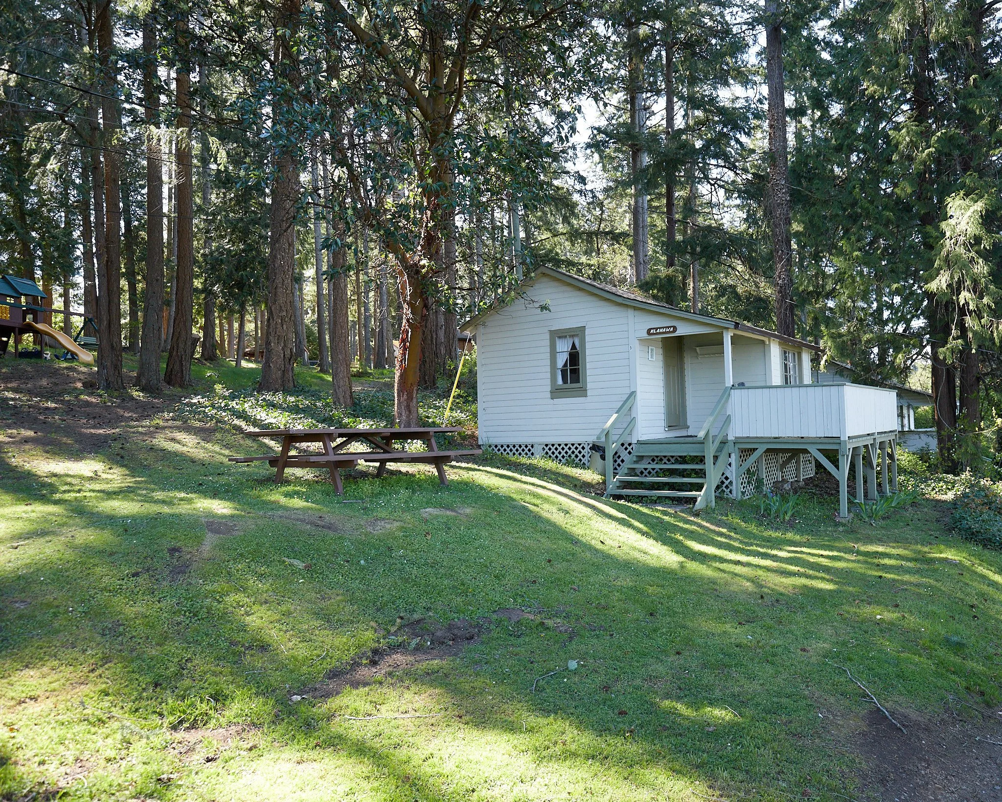 Cottages for Rent in Ladysmith — Tillicum Seaside Resorts