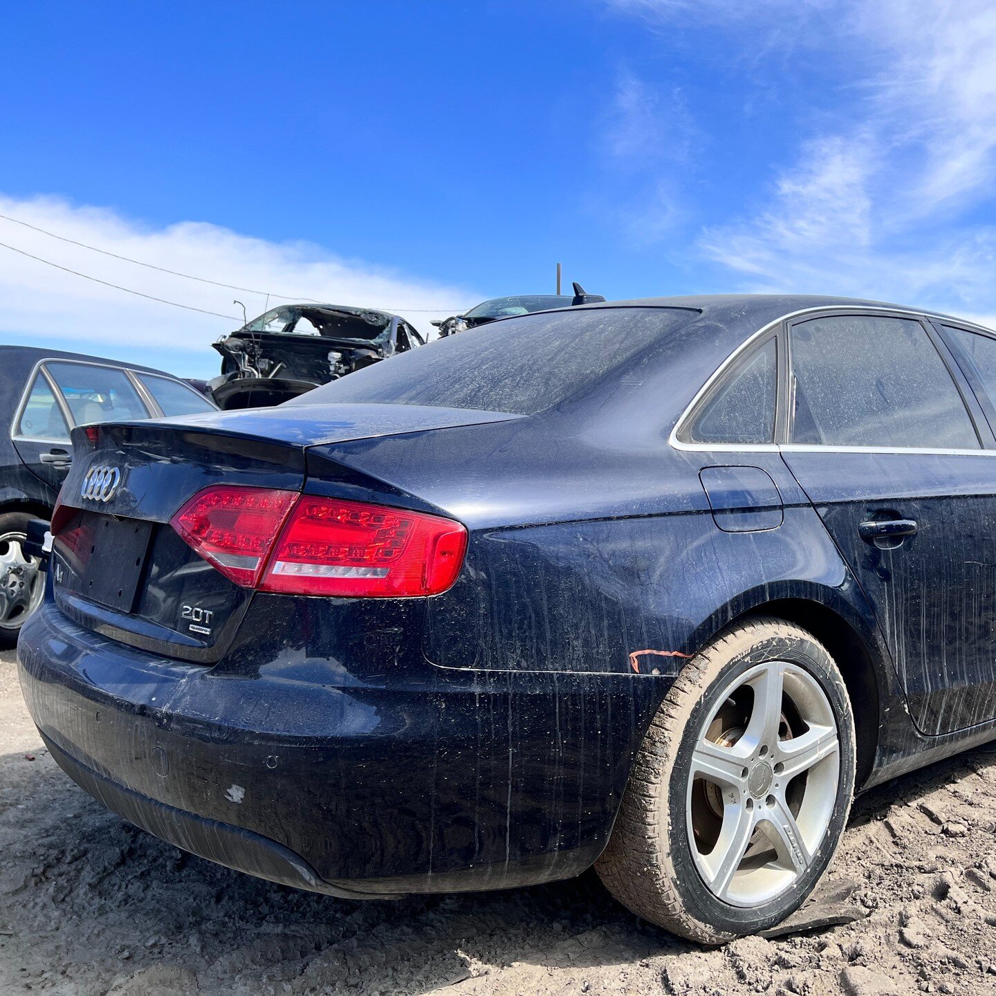 2011 AUDI A4 PREMIUM PRESTIGE 2.T *FOR PARTS* - 4WD, AUTOMATIC TIPTRONIC TRANSMISSION, 4 CYCLINDER , BLUE (Z5A), KMS:269574, VIN:WAUKFCFL6BN034621

We offer contactless delivery and are more than willing to accommodate your needs.
Why pick your part 
