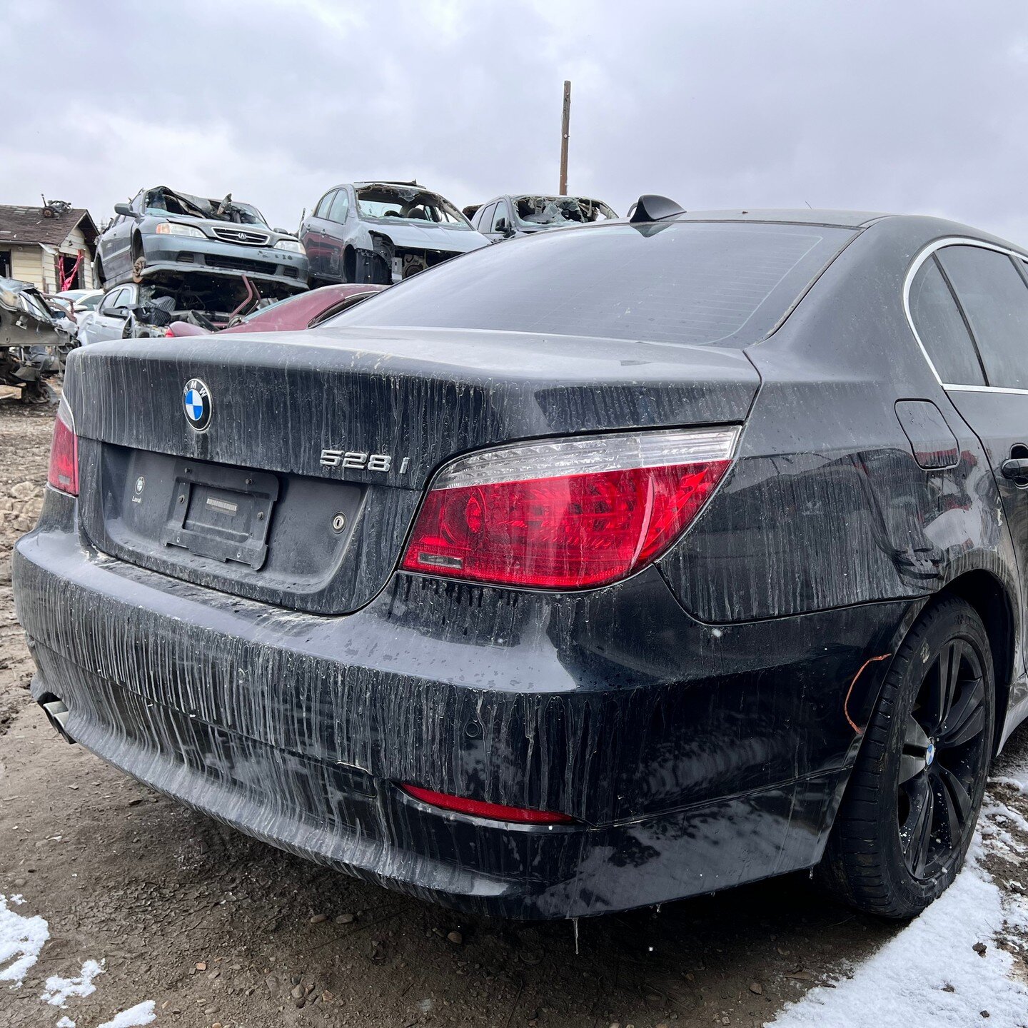 2010 BMW 528XI 3L *FOR PARTS* - 4WD, 6 SPEED AUTOMATIC TRANSMISSION, 6 CYCLINDER , BLACK (475), KMS:999, VIN:WBANV1C55AC159159

We offer contactless delivery and are more than willing to accommodate your needs.
Why pick your part when we pull it for 