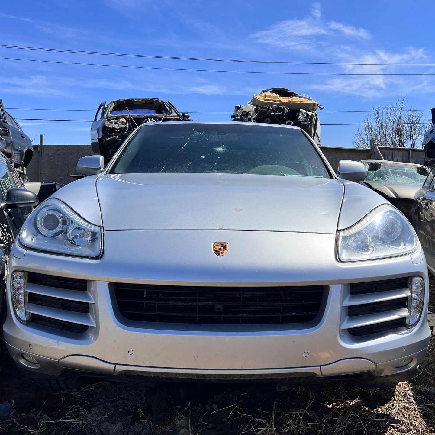 2008 PORSCHE CAYENNE S 4.8L *FOR PARTS* - 4WD, AUTOMATIC TIPTRONIC TRANSMISSION, 8 CYLINDER , SILVER(LA7W), KMS:136466, VIN:WP1AB29P98LA34621 

We offer contactless delivery and are more than willing to accommodate your needs.
Why pick your part when