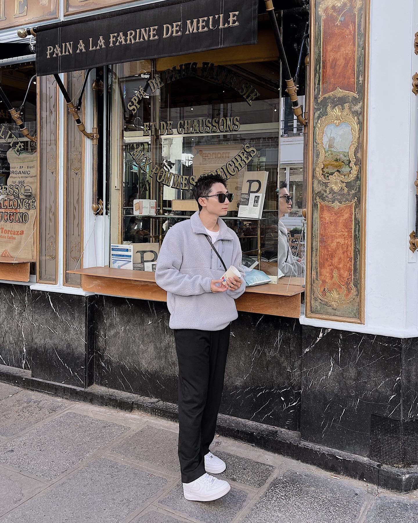 🥐 ☕️ and a tourist shot in Paris
Paris, 10.22