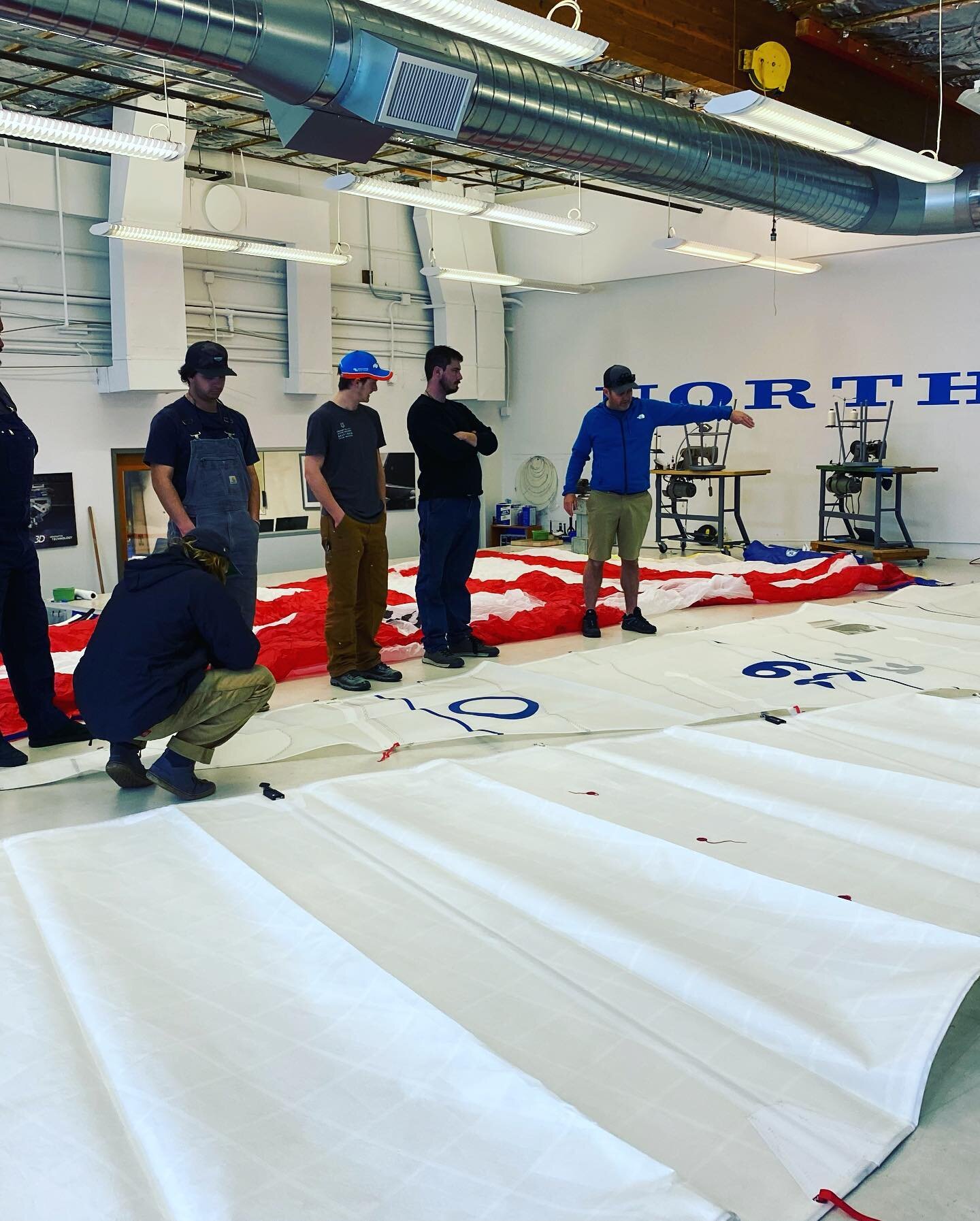 Huge shoutout to @north_sails and @northfoils Dave Little for introducing our apprentices to the arts of a #sailmaker today! #learnbydoing #handsonlearning #apprentice #makecoolstuff #marinetech #boatworks101