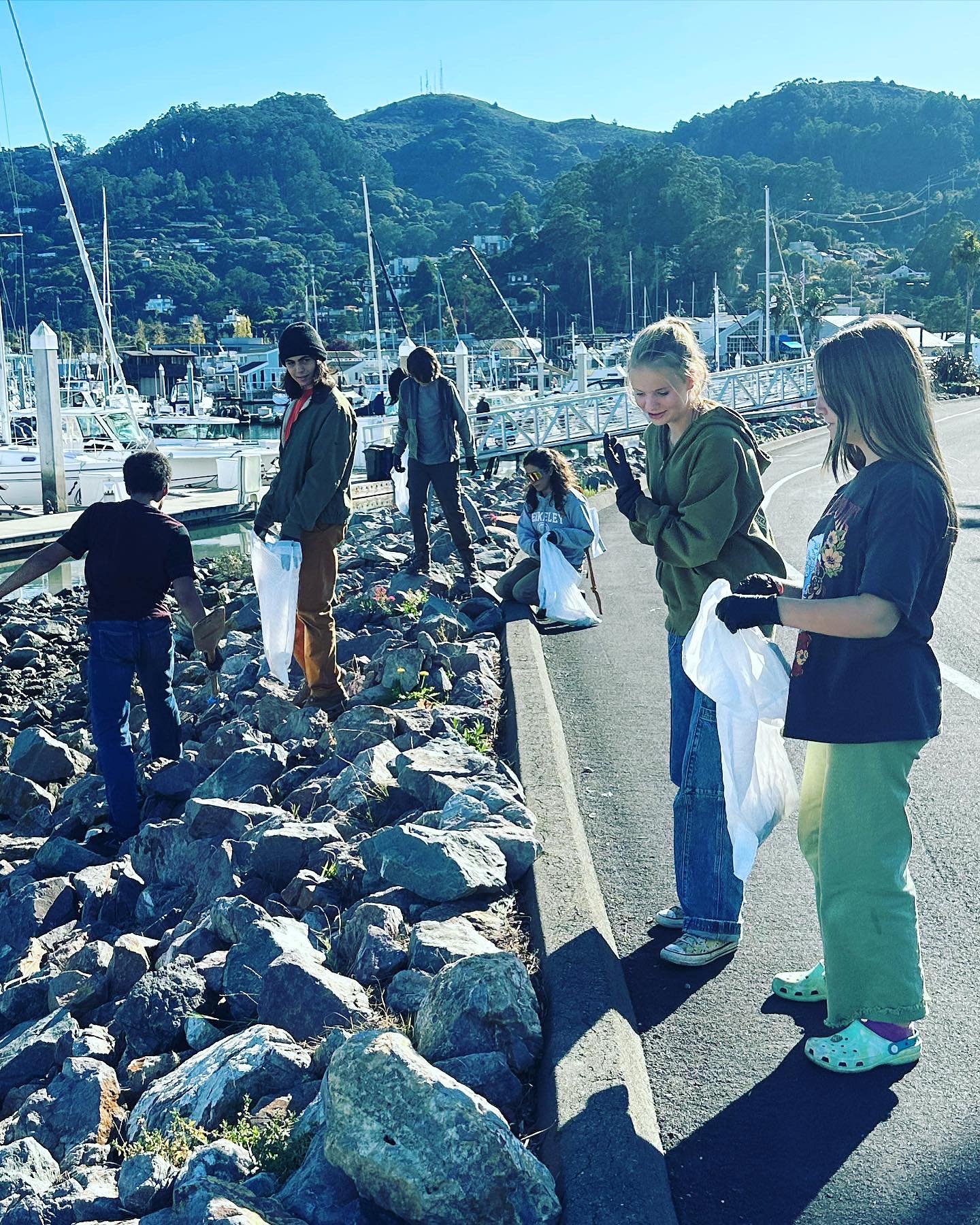 Any day is a good day to be #coastalcleanupday and the homeschool group had a blast removing large amounts of fishing line from the pier and styrofoam from the shoreline, among all kinds of other debris.  Plastic pollution is everywhere, please do yo