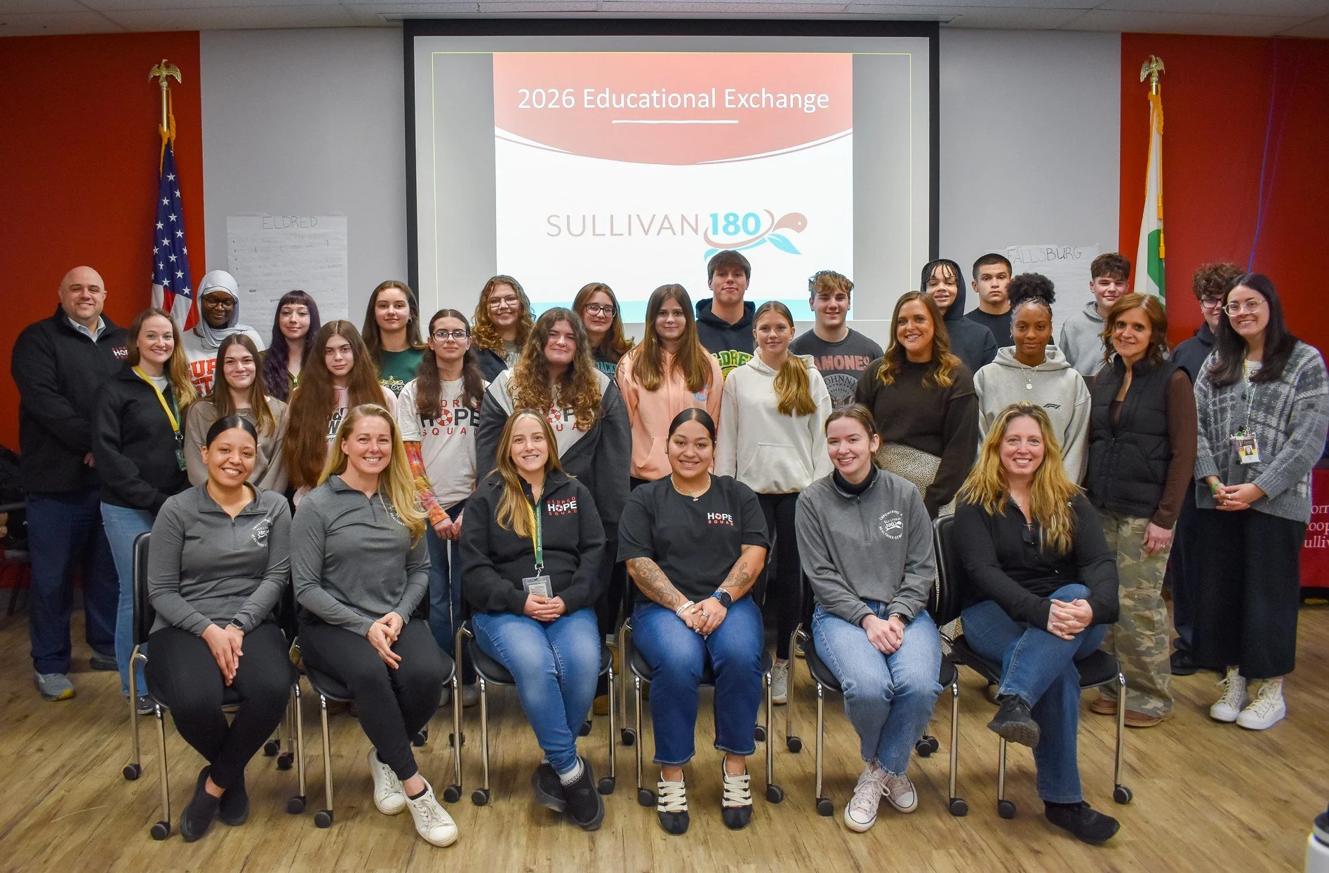𝗛𝗼𝗽𝗲 𝗶𝗻 𝗔𝗰𝘁𝗶𝗼𝗻 𝘄𝗶𝘁𝗵 𝗦𝘂𝗹𝗹𝗶𝘃𝗮𝗻 𝟭𝟴𝟬

Today, students from @eldred.students and @fallsburgcsd Junior-Senior High School's @hopesquads came together with Sullivan 180 for an inspiring Educational Exchange centered on youth menta