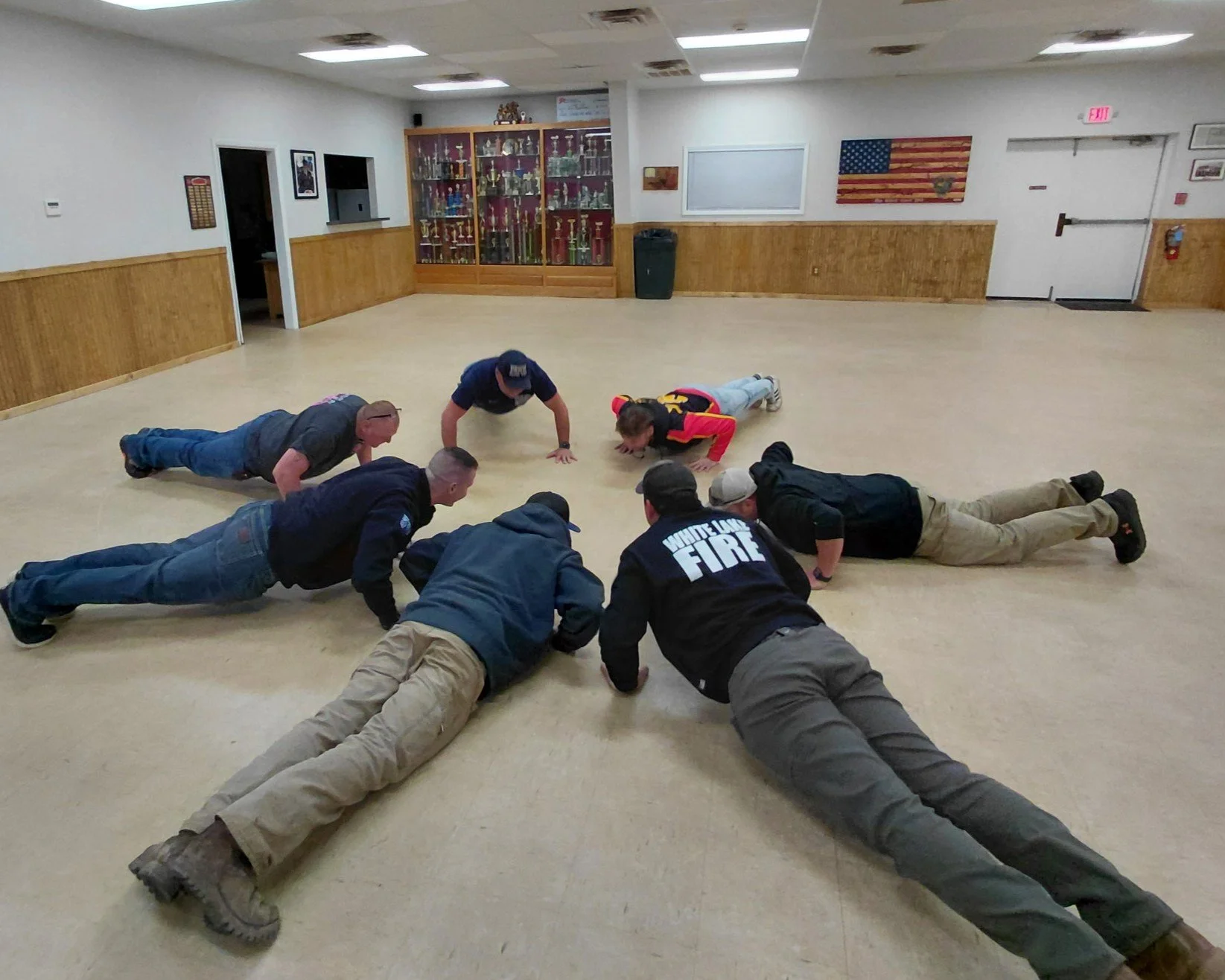 𝗕𝘂𝗶𝗹𝗱𝗶𝗻𝗴 𝗛𝗲𝗮𝗹𝘁𝗵𝘆 𝗛𝗮𝗯𝗶𝘁𝘀 𝗧𝗼𝗴𝗲𝘁𝗵𝗲𝗿🔥

From drills to daily habits, we&rsquo;re excited to see departments making health a priority!

💪White Lake firefighters had some healthy snacks and did a push-up challenge at drill. 🚨