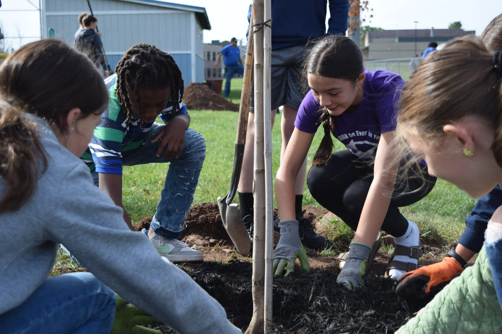 🌳𝗖𝗼𝗻𝗴𝗿𝗮𝘁𝘂𝗹𝗮𝘁𝗶𝗼𝗻𝘀 𝘁𝗼 𝘁𝗵𝗲 𝗿𝗲𝗰𝗶𝗽𝗶𝗲𝗻𝘁𝘀 𝗼𝗳 𝗦𝘂𝗹𝗹𝗶𝘃𝗮𝗻 𝟭𝟴𝟬'𝘀 𝟮𝟬𝟮𝟲 𝗕𝗲𝗮𝘂𝘁𝗶𝗳𝗶𝗰𝗮𝘁𝗶𝗼𝗻 𝗚𝗿𝗮𝗻𝘁𝘀

From pollinator gardens and community plantings to school entrance improvements and public space enh