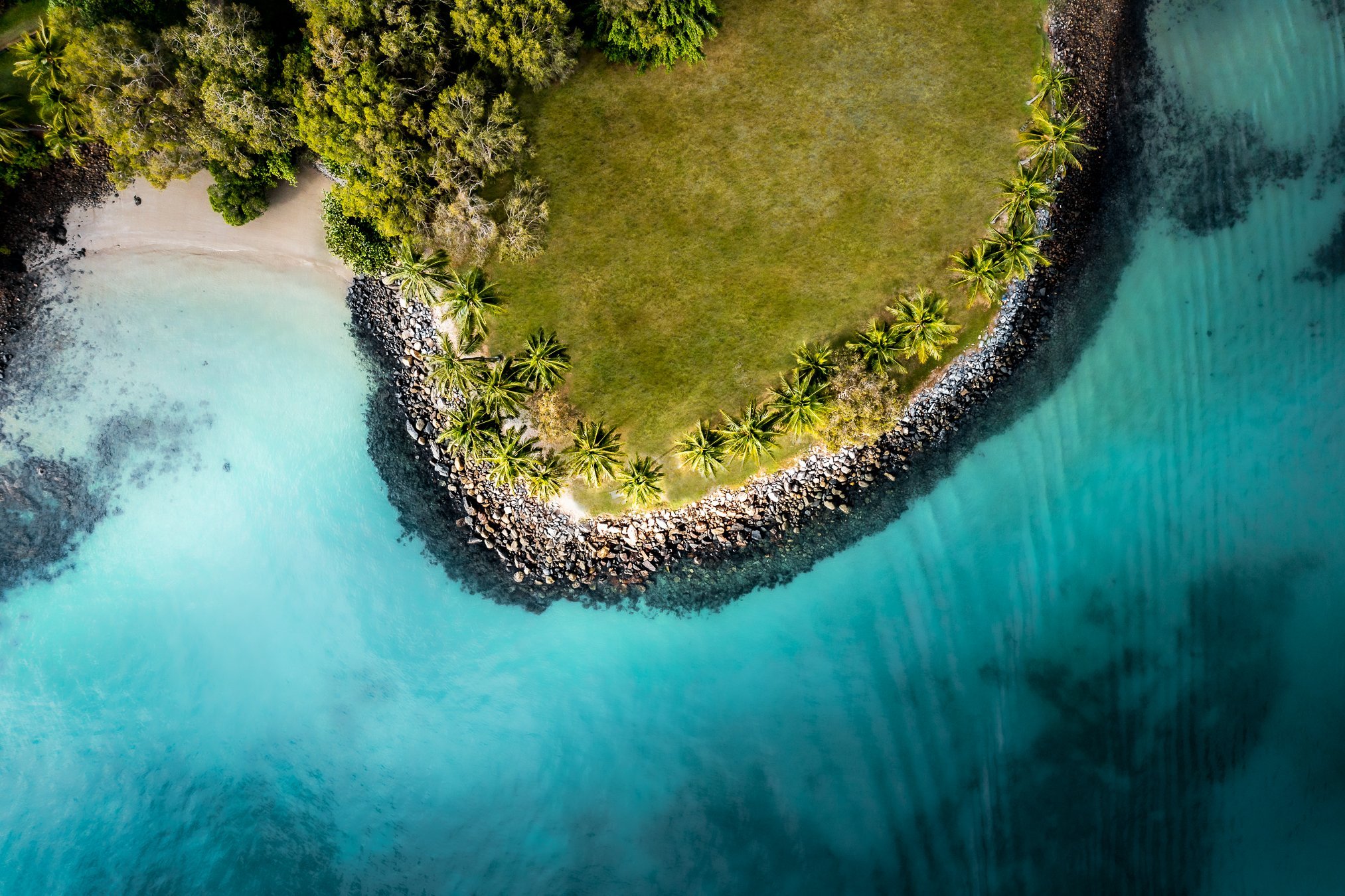 Aerial of Rex Smeal Park, Port Douglas.
Rex Smeal Park is located on the peninsula of Port Douglas and is a popular spot to watch the sunset.
