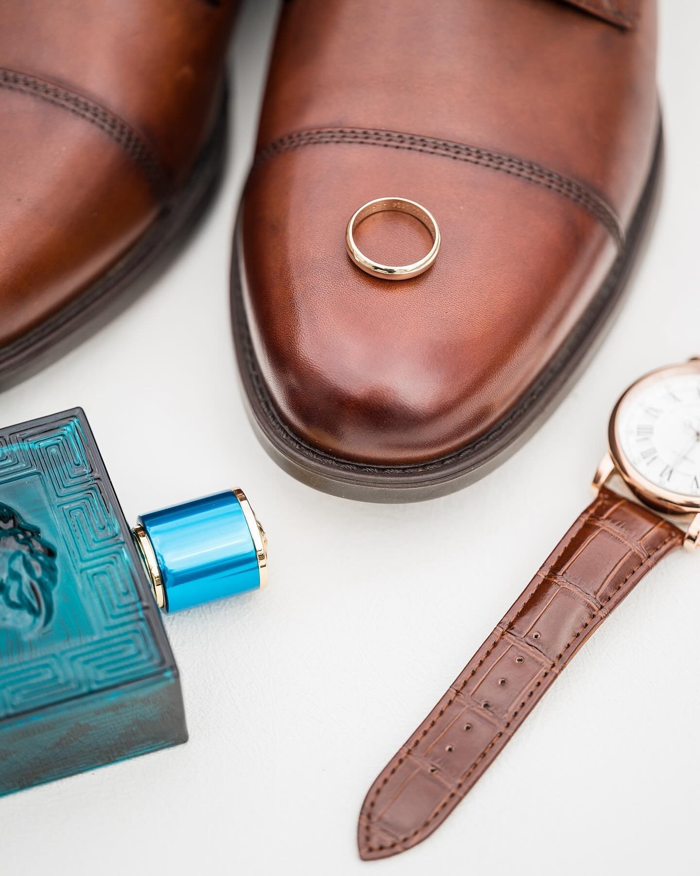 Groom details are as important as bride&rsquo;s.. which is why I always give my groom&rsquo;s a list of things to have in a box/bag ready for me on their wedding day. These things include: shoes, jewelry, tie/bow tie, watch, cufflinks, cologne, bouto
